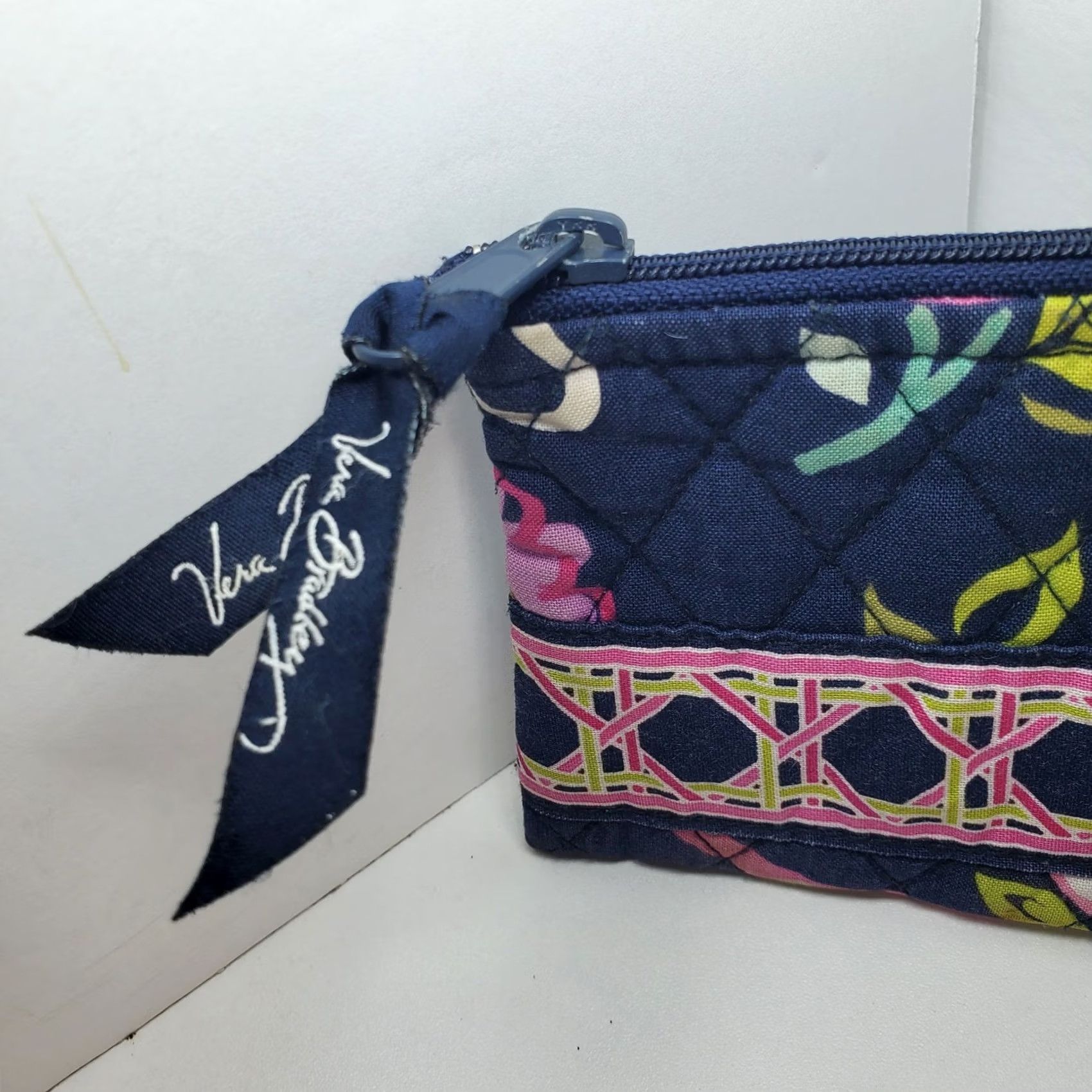Vera Bradley VINTAGE Vera Bradley Floral Blue Pink Small Zip Coin Purse Women Size ONE SIZE - 2 Thumbnail