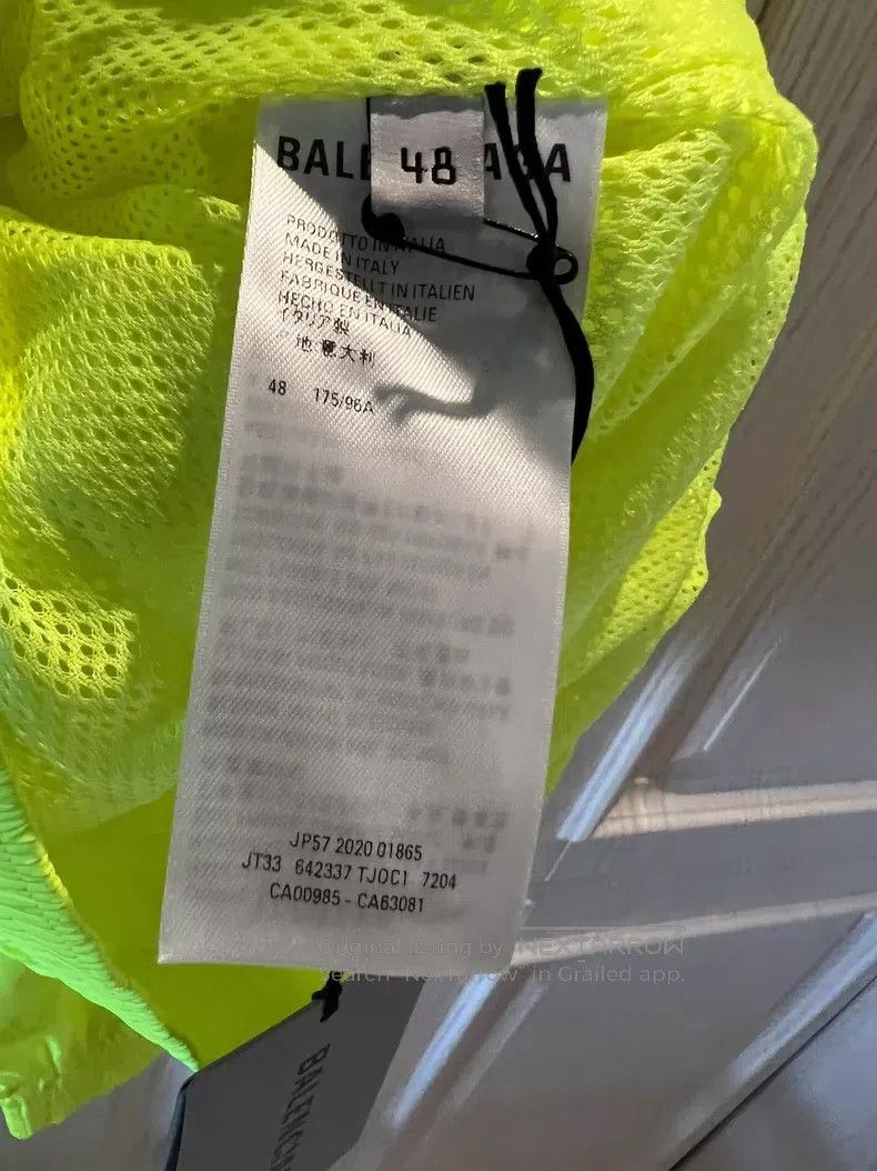 Balenciaga Balenciaga Fluorescent oversized anorak Size US M / EU 48-50 / 2 - 5 Thumbnail