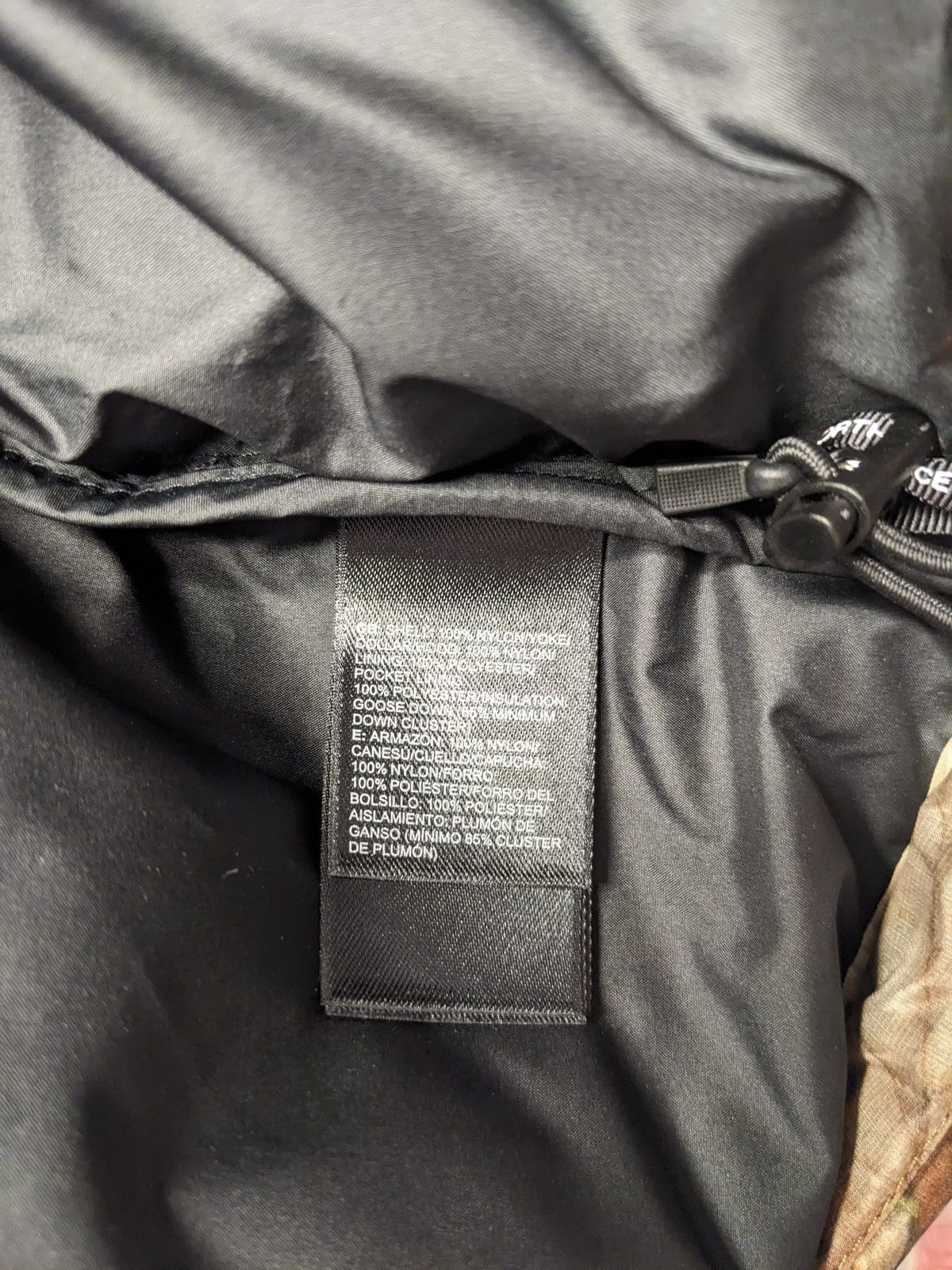 Supreme FW16 SUPREME THE NORTH FACE NUPTSE JACKET LEAVES TNF L Size US L / EU 52-54 / 3 - 10 Thumbnail