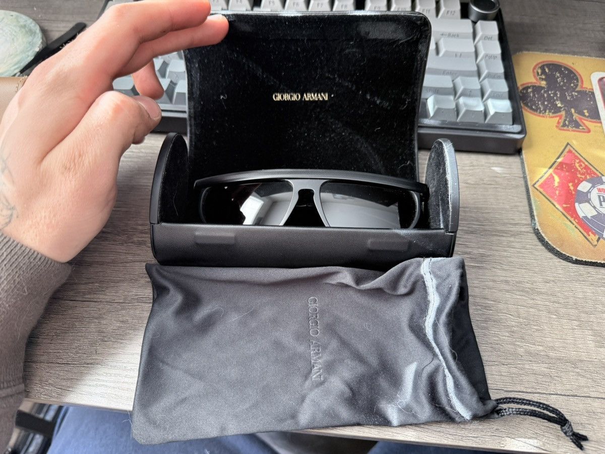 Giorgio Armani Used giorgio armani sunglasses Size ONE SIZE - 3 Thumbnail