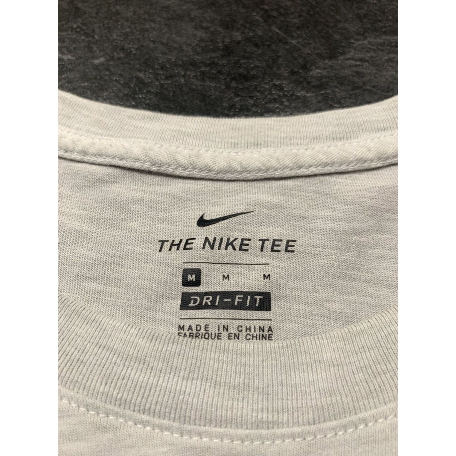 Nike Nike Dri-Fit Short Sleeve T-Shirt Women's Medium Gray Activewear Size M / US 6-8 / IT 42-44 - 5 Thumbnail