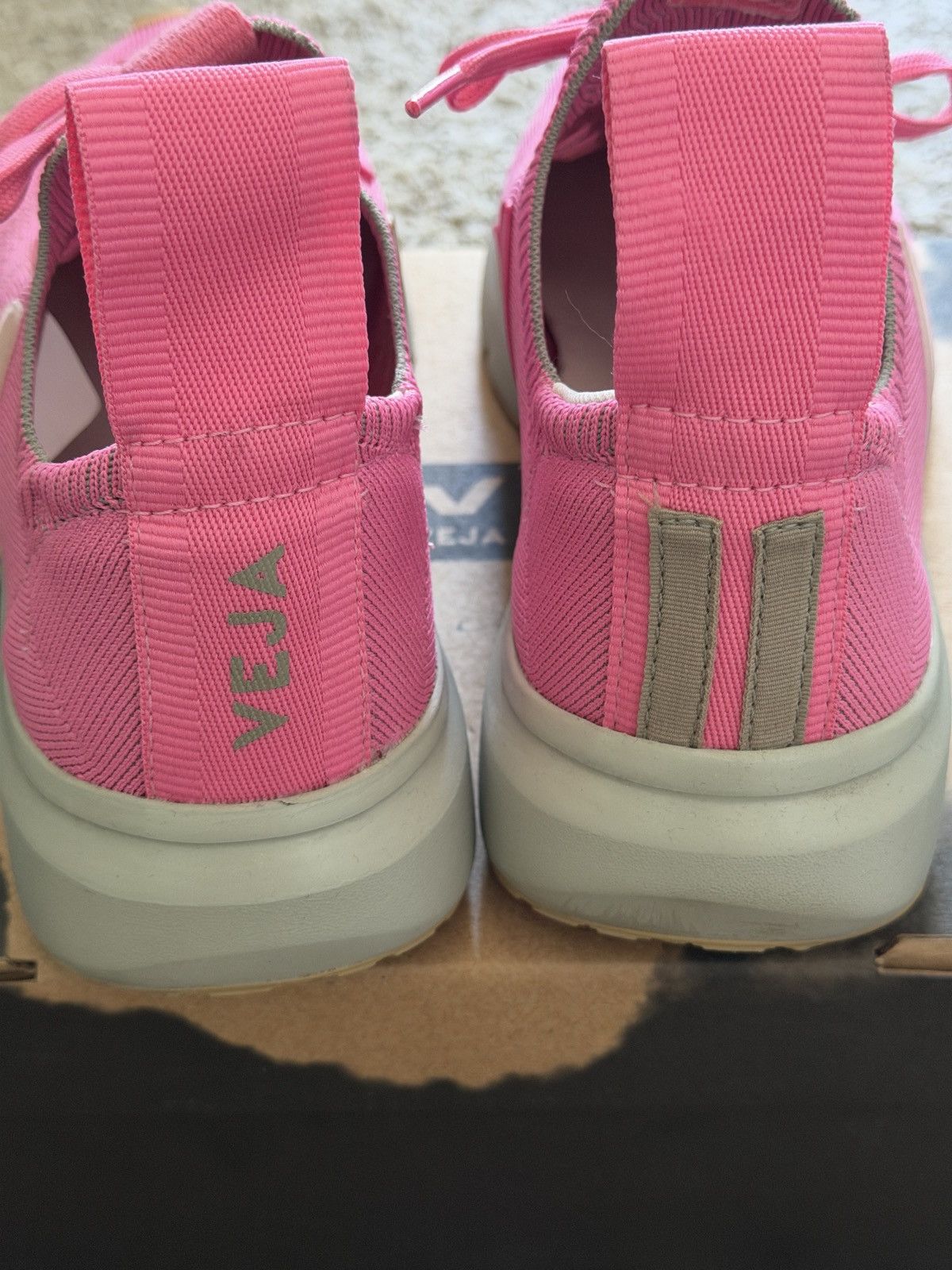Rick Owens × Veja Veja Runner POP Pink Size US 9 / EU 42 - 5 Thumbnail