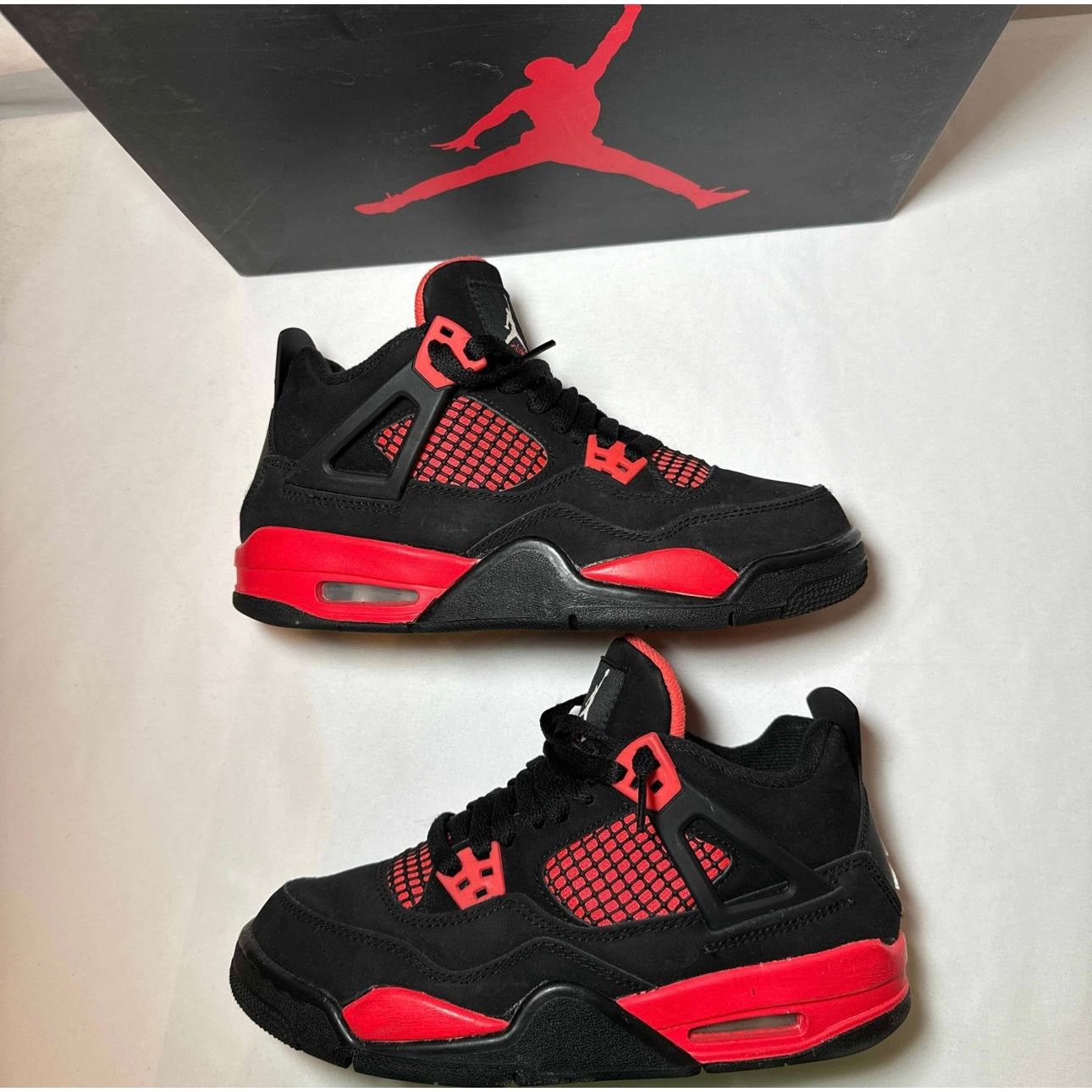 Jordan Brand × Nike Size 5.5 Nike Air Jordan 4 Retro GS Red Thunder Men's Shoes Size US 5.5 / EU 38 - 2 Thumbnail