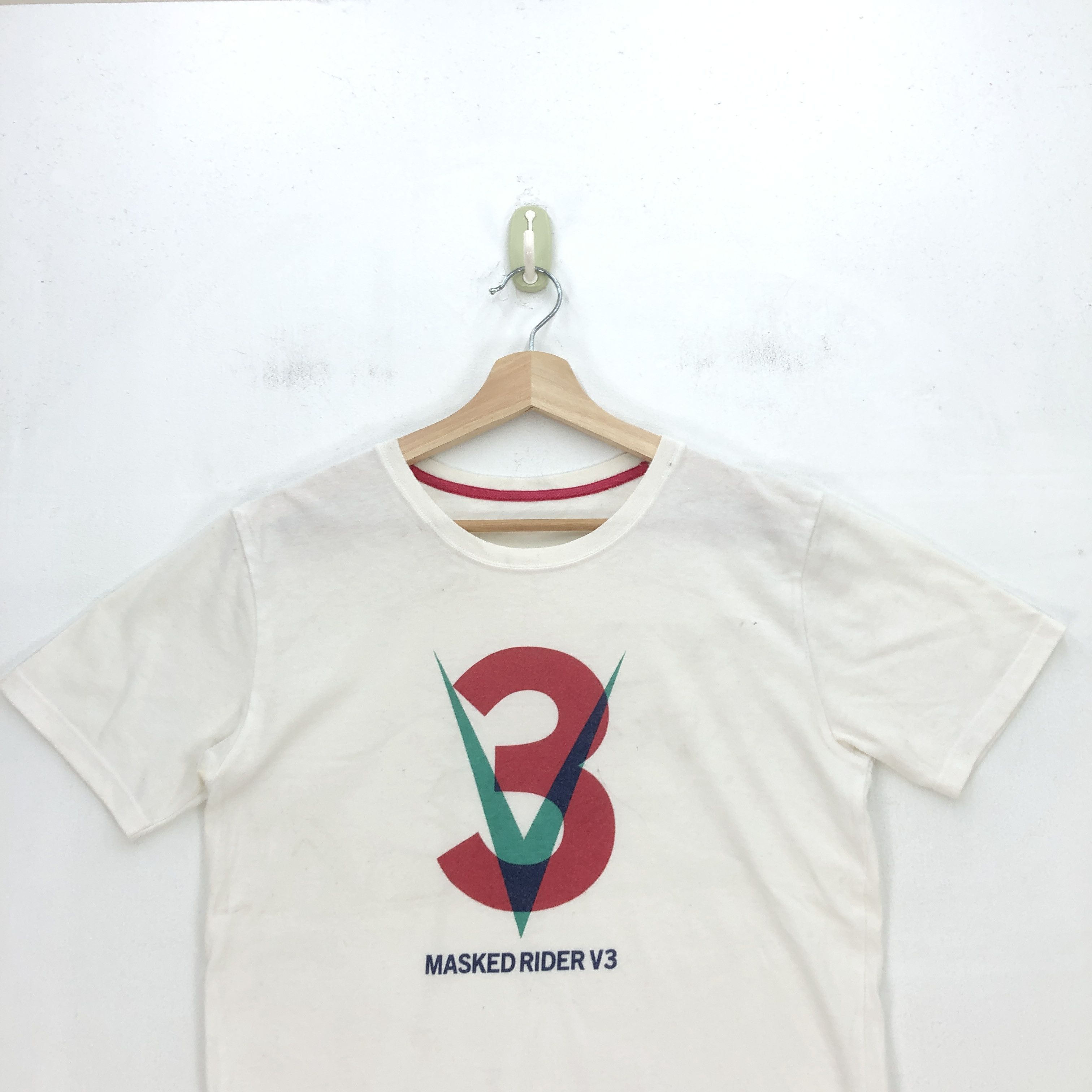Anime Vintage Masked Rider V3 Tshirt Japanese Anime Cartoon Tees Size S / US 4 / IT 40 - 2 Thumbnail