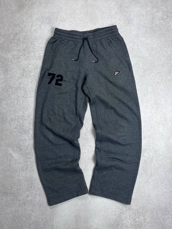 Nike × Vintage VINTAGE NIKE SWOOSH BAGGY COTTON TRACK PANTS Y2K L Size US 34 / EU 50 - 1 Thumbnail