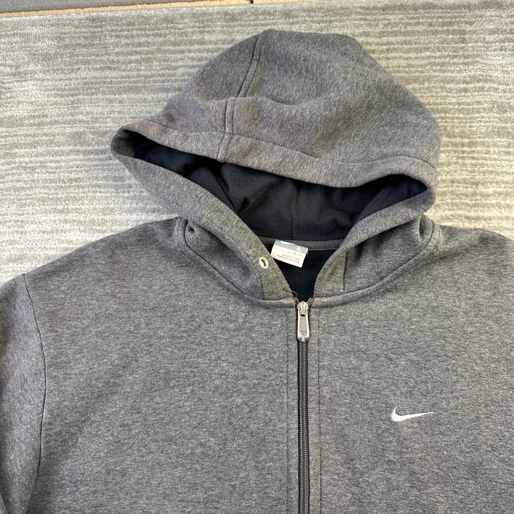 Nike VINTAGE Nike Hoodie Mens Large Gray Full Zip Y2K Size US L / EU 52-54 / 3 - 4 Thumbnail