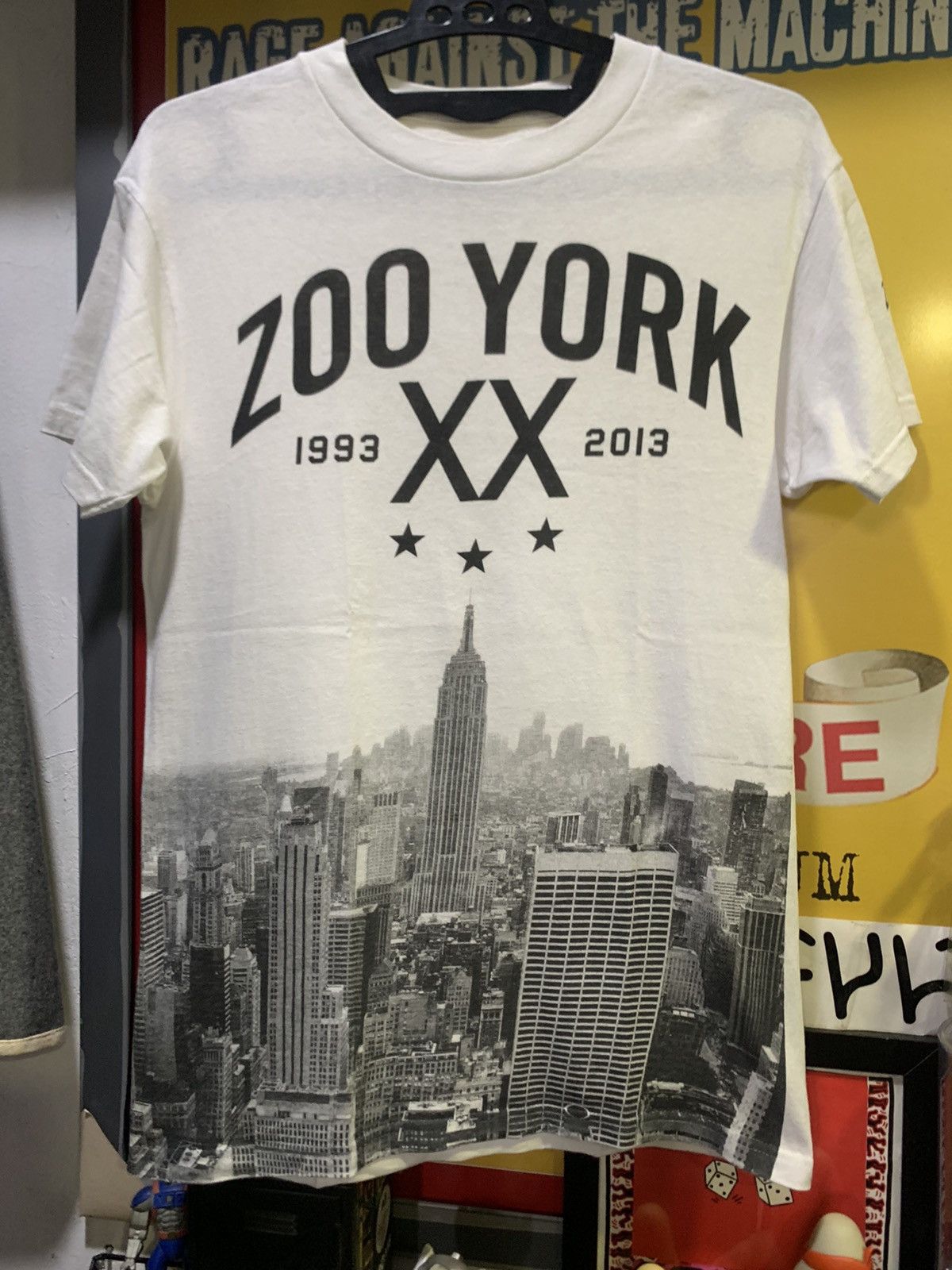 Zoo York Vtg ZOO YORK “XX (1993 - 2013) NYC” Twenty years of Skate T Size US S / EU 44-46 / 1 - 2 Thumbnail