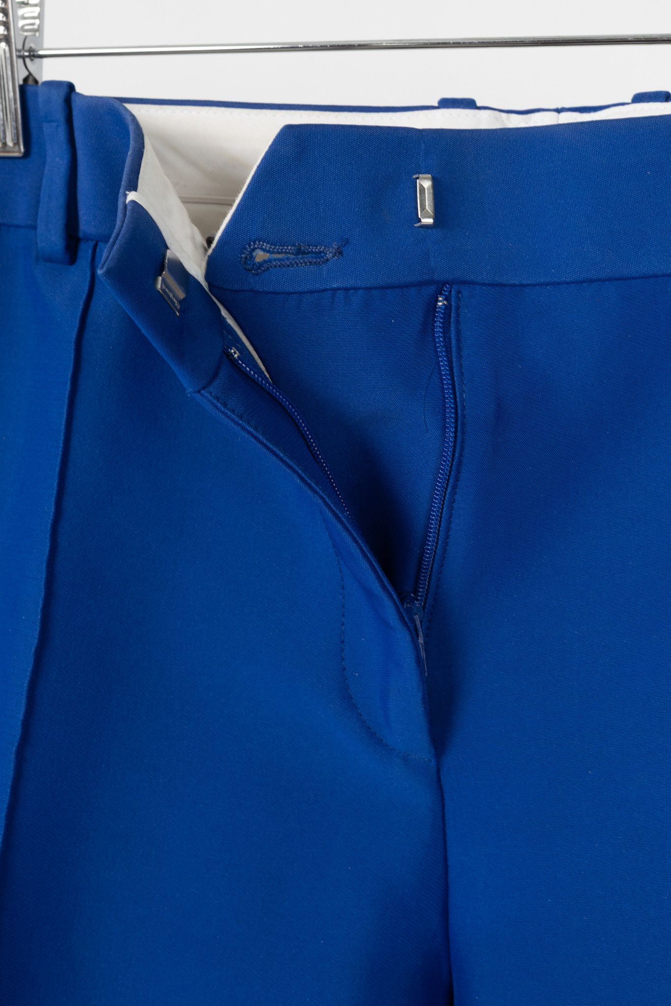 Celine Celine PF11 Blue Viscose-Blend Tapered Crop Trousers Size 28" / US 6 / IT 42 - 7 Thumbnail