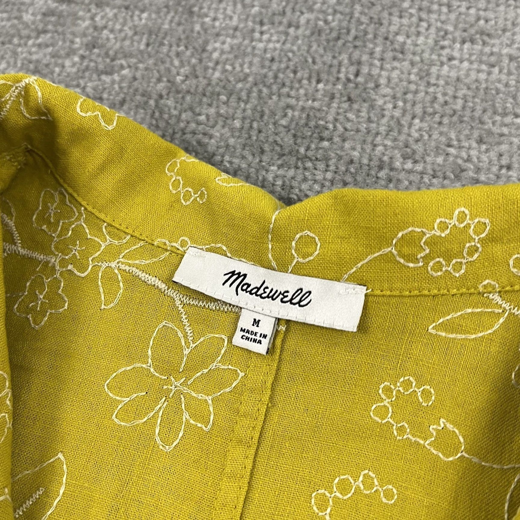 Madewell Madewell Button Up Shirt Women Medium Crop Yellow Floral Embroidered Linen Blend Shirt Size M / US 6-8 / IT 42-44 - 2 Thumbnail