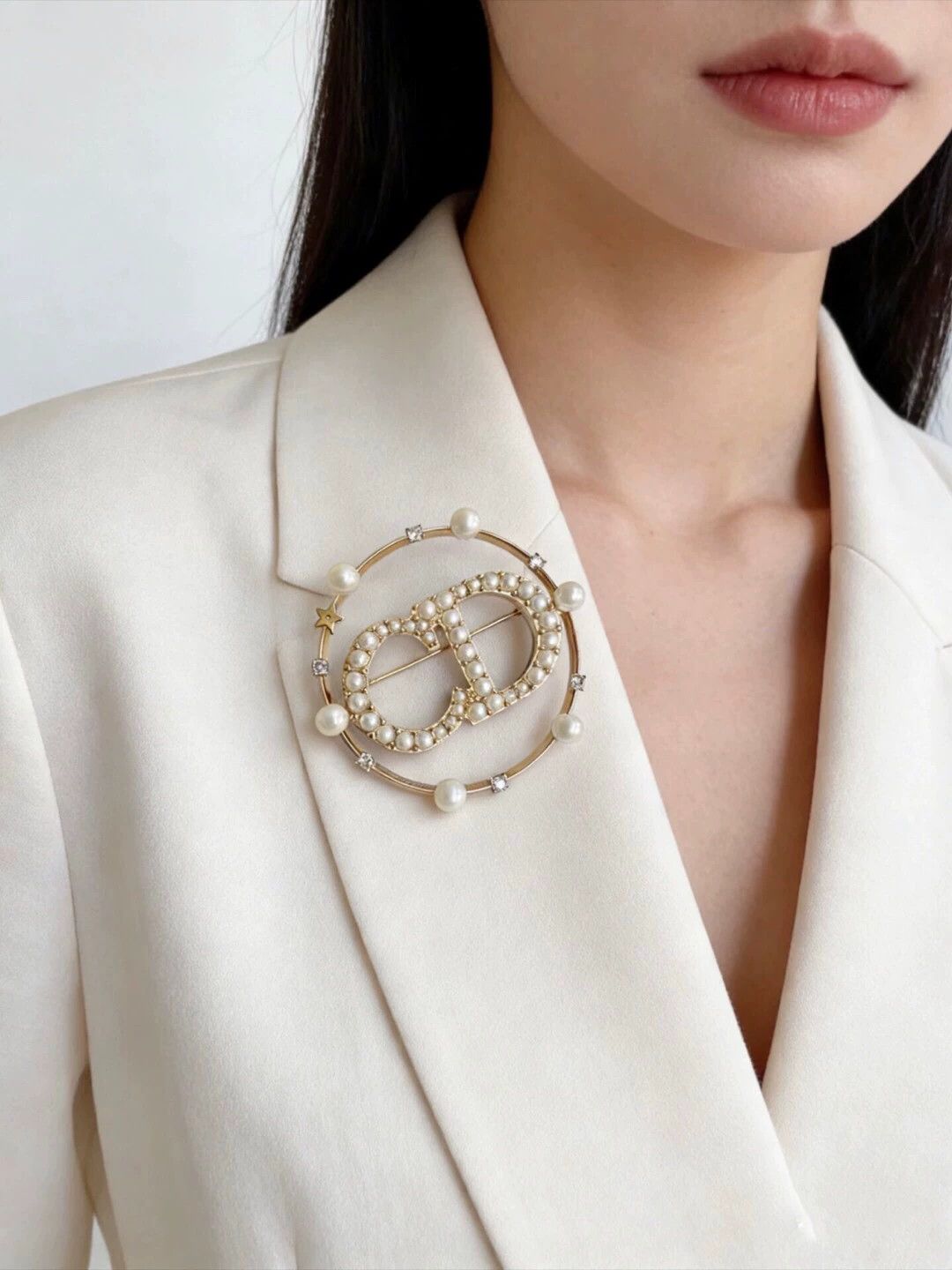 Dior Dior Clair D Lune Gold-Plated Bead Brooch 99 New Size ONE SIZE - 3 Thumbnail