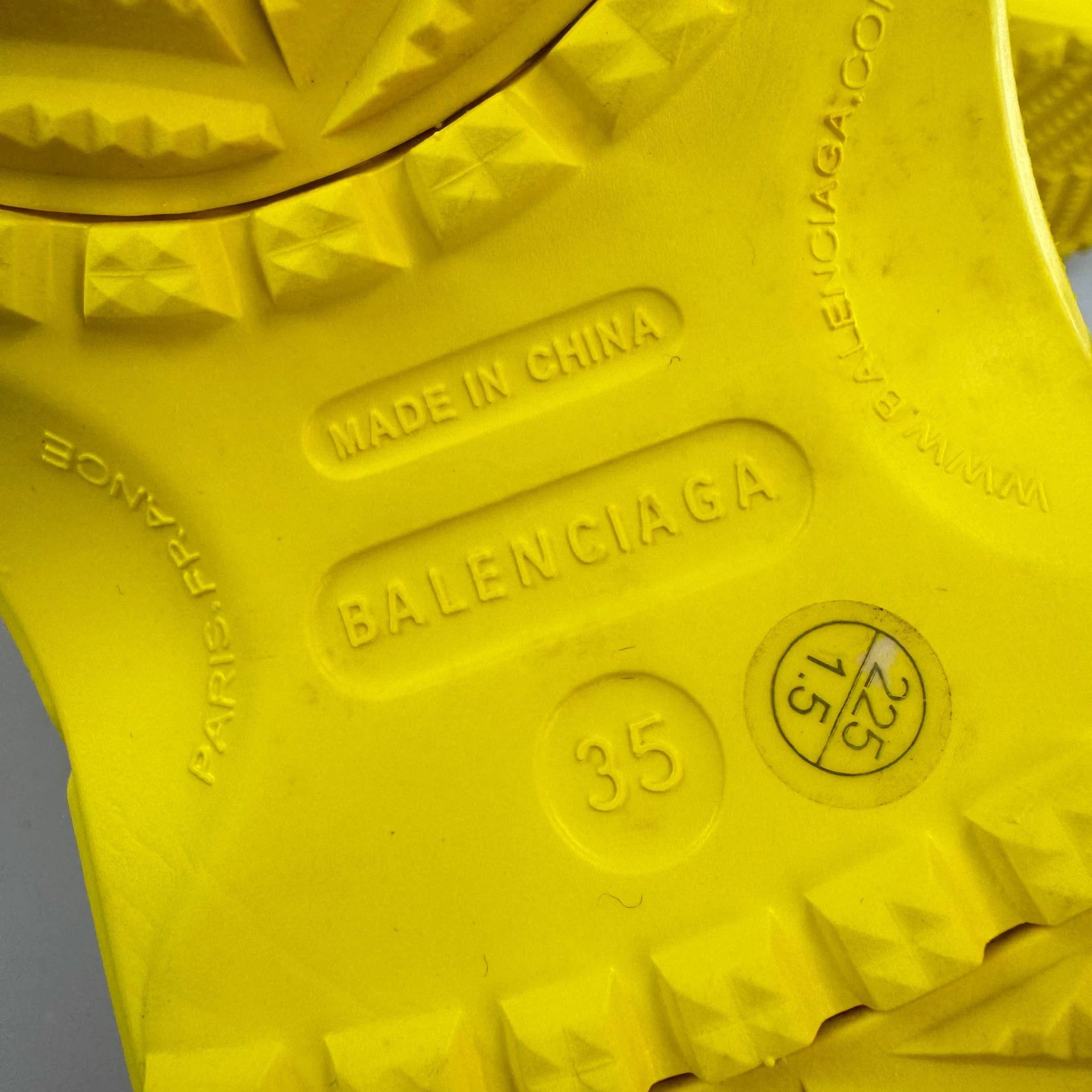 Balenciaga Balenciaga Runway Logo Badge Clog 35 98 New Size US 4 / IT 34 - 6 Thumbnail