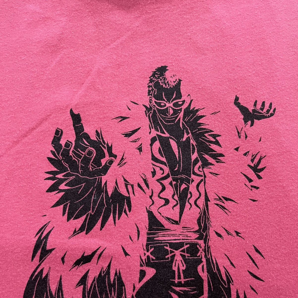 One Piece Doflamingo One Piece Character Uniqlo Anime T Shirt Size US L / EU 52-54 / 3 - 6 Thumbnail