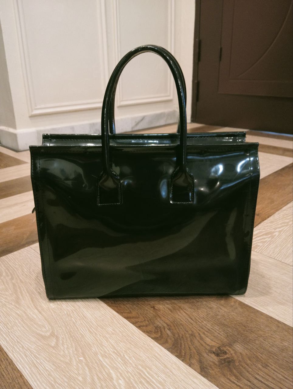 agnes b. Vintage AGNES B. VOYAGE ENAMEL TOTE BAG Size ONE SIZE - 6 Thumbnail