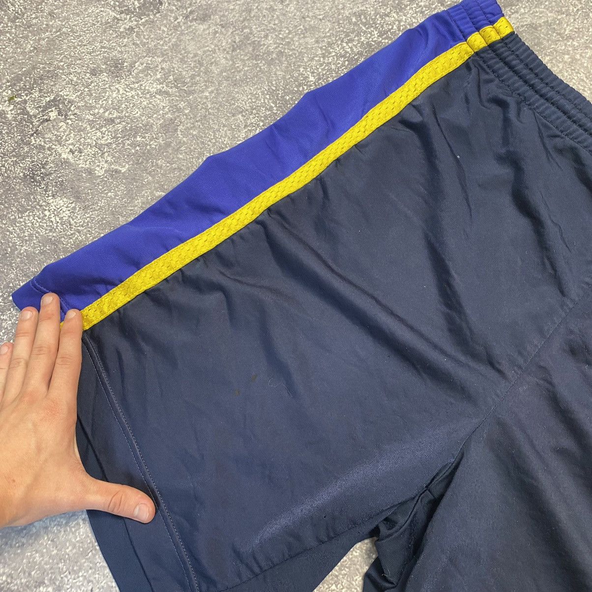 Vintage Vintage Rare Nike Big logo swoosh 90’s shorts Size US 34 / EU 50 - 4 Thumbnail