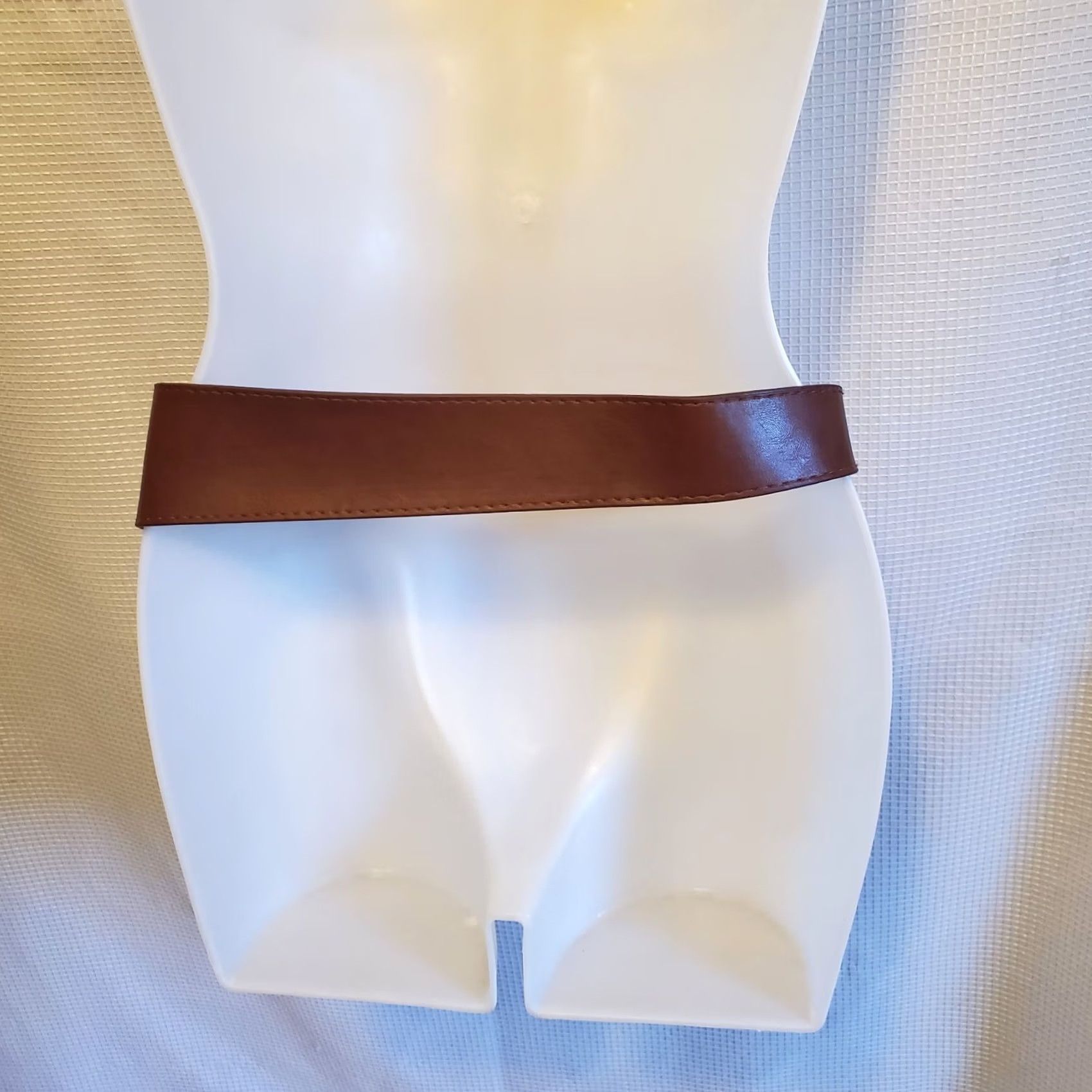Vintage Brown Faux Leather Belt Womens M-L Boho Chic 90s Size ONE SIZE - 3 Thumbnail