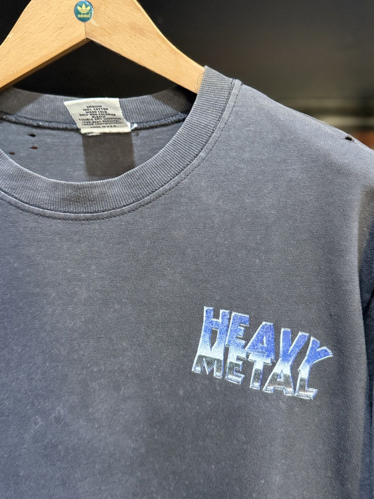 Band Tees Thrashed Vintage 90s Olivia Heavy Metal Distressed Tee Size US M / EU 48-50 / 2 - 8 Thumbnail