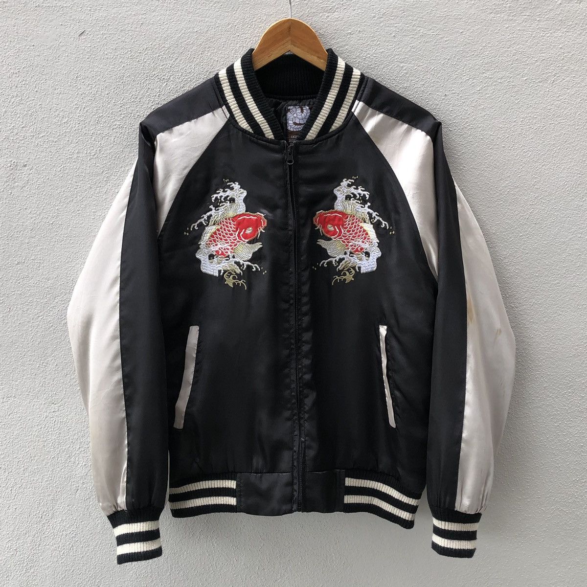 Japanese Brand Japanese Brand Embroidery Koi Satin Sukajan Jacket Size US L / EU 52-54 / 3 - 1 Thumbnail