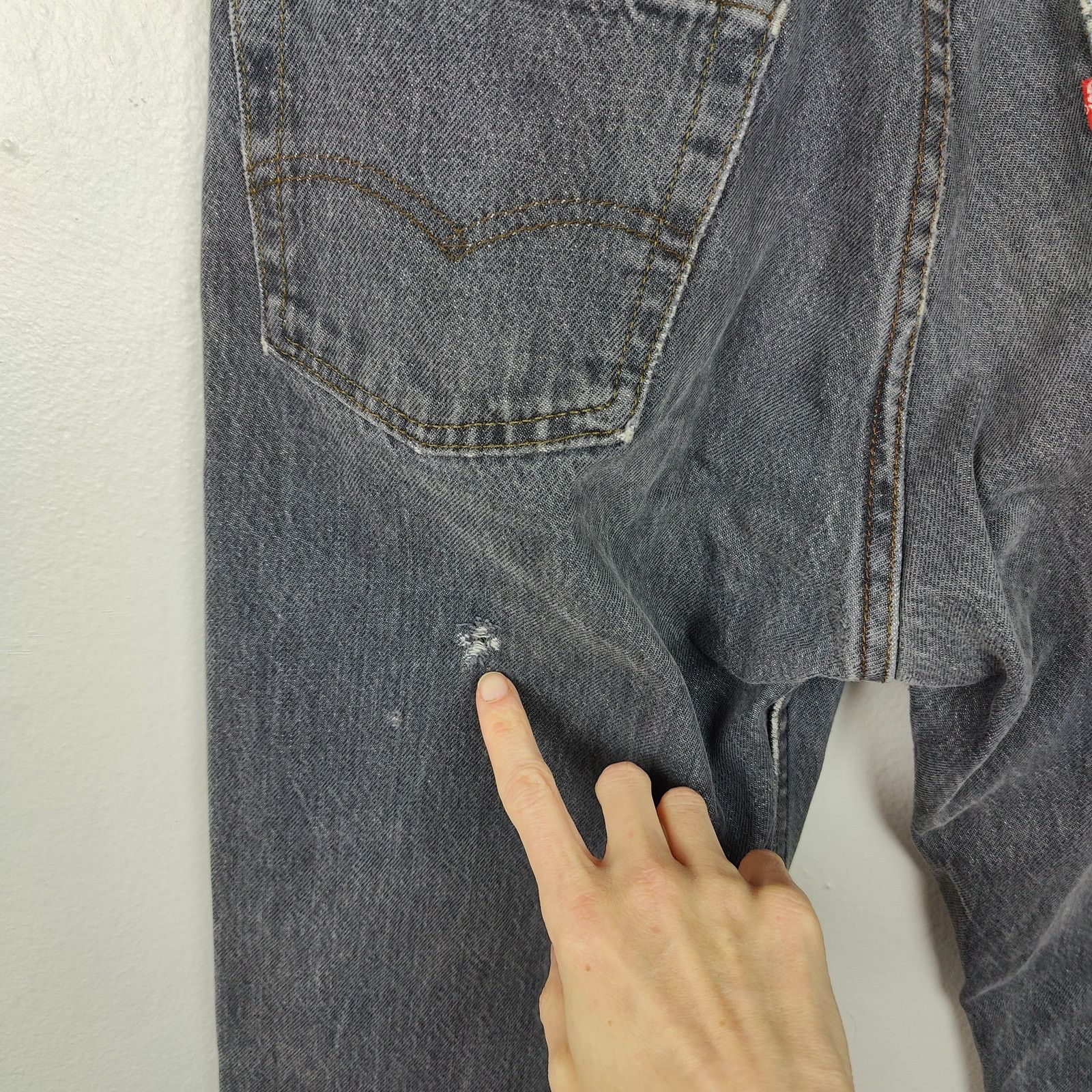 Levi's Vintage Levi's 501 Jeans Womens 29 Charcoal Wash Button Fly Size 29" - 6 Thumbnail