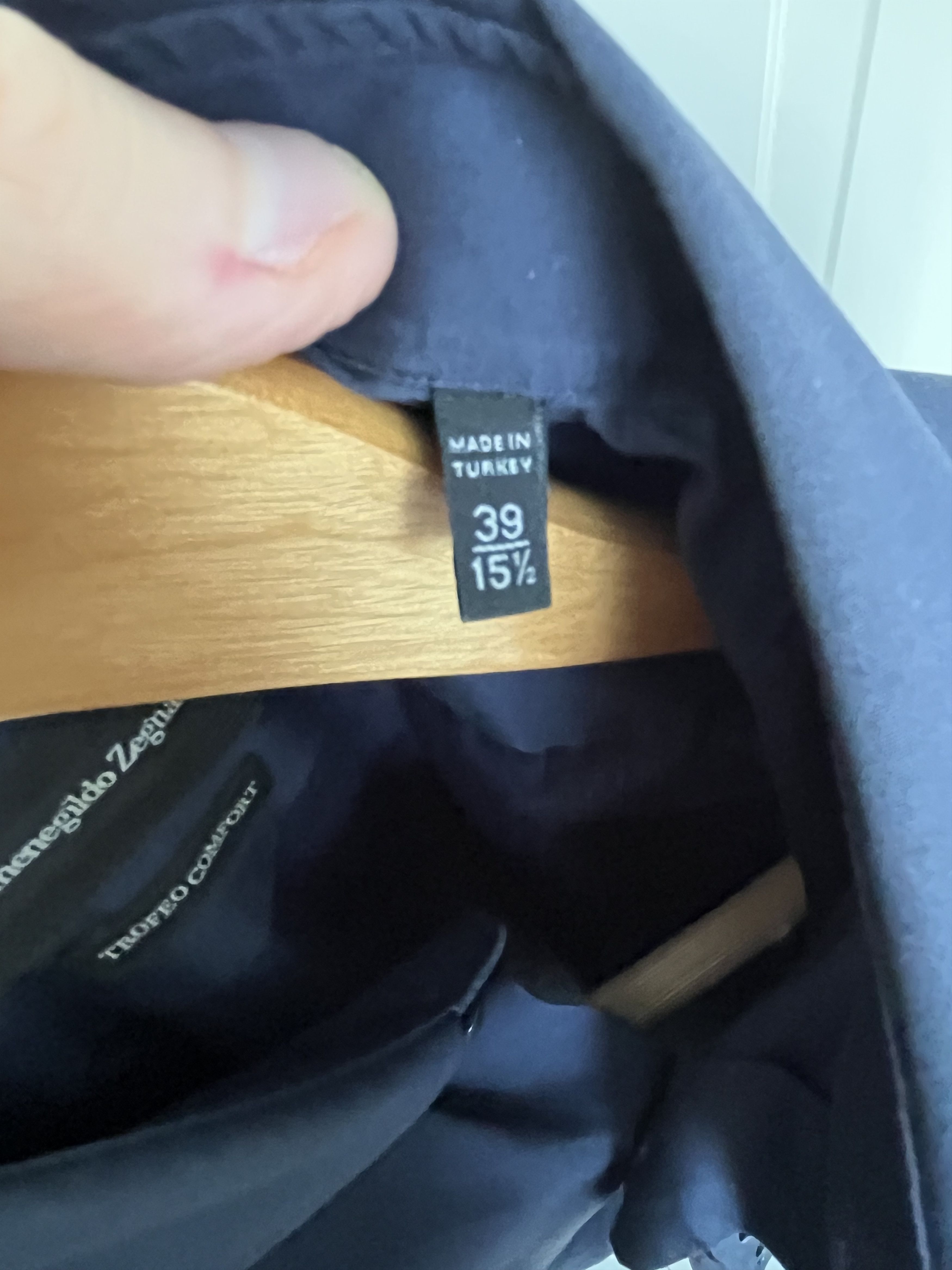 Ermenegildo Zegna Ermenegildo Zegna Luxury Navy Button Down Shirt (39 / 15½) Size US M / EU 48-50 / 2 - 2 Thumbnail