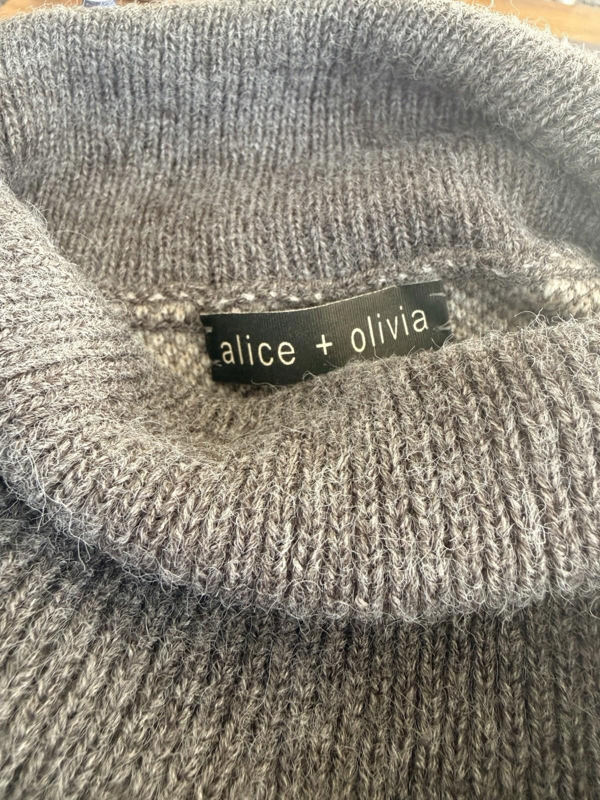 Other Alice + Olivia Argyle Cowl Neck Drop Shoulder Sweater Size S / US 4 / IT 40 - 5 Thumbnail
