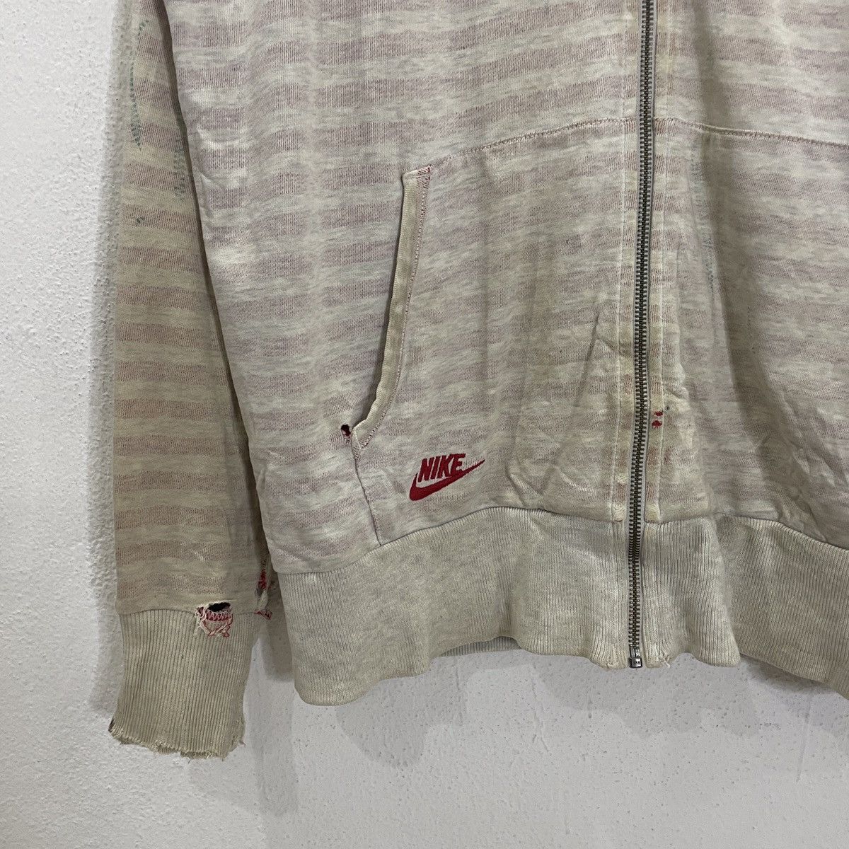 Nike × Vintage Vintage Y2k Nike Sportwear Distressed Zipper Hoodies Size US L / EU 52-54 / 3 - 3 Thumbnail