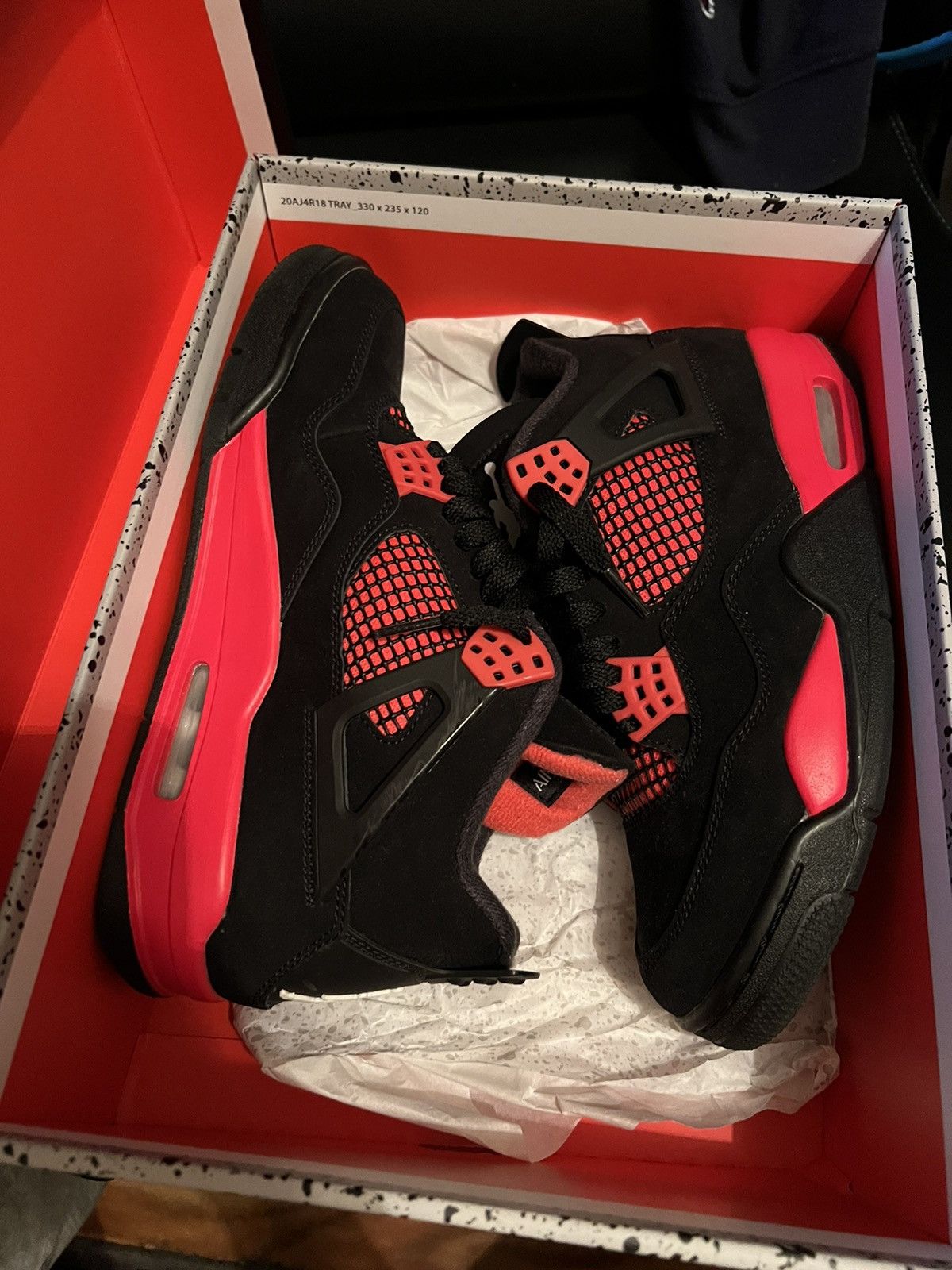 Nike Jordan 4 Red Thunder Size US 8 / EU 41 - 1 Thumbnail