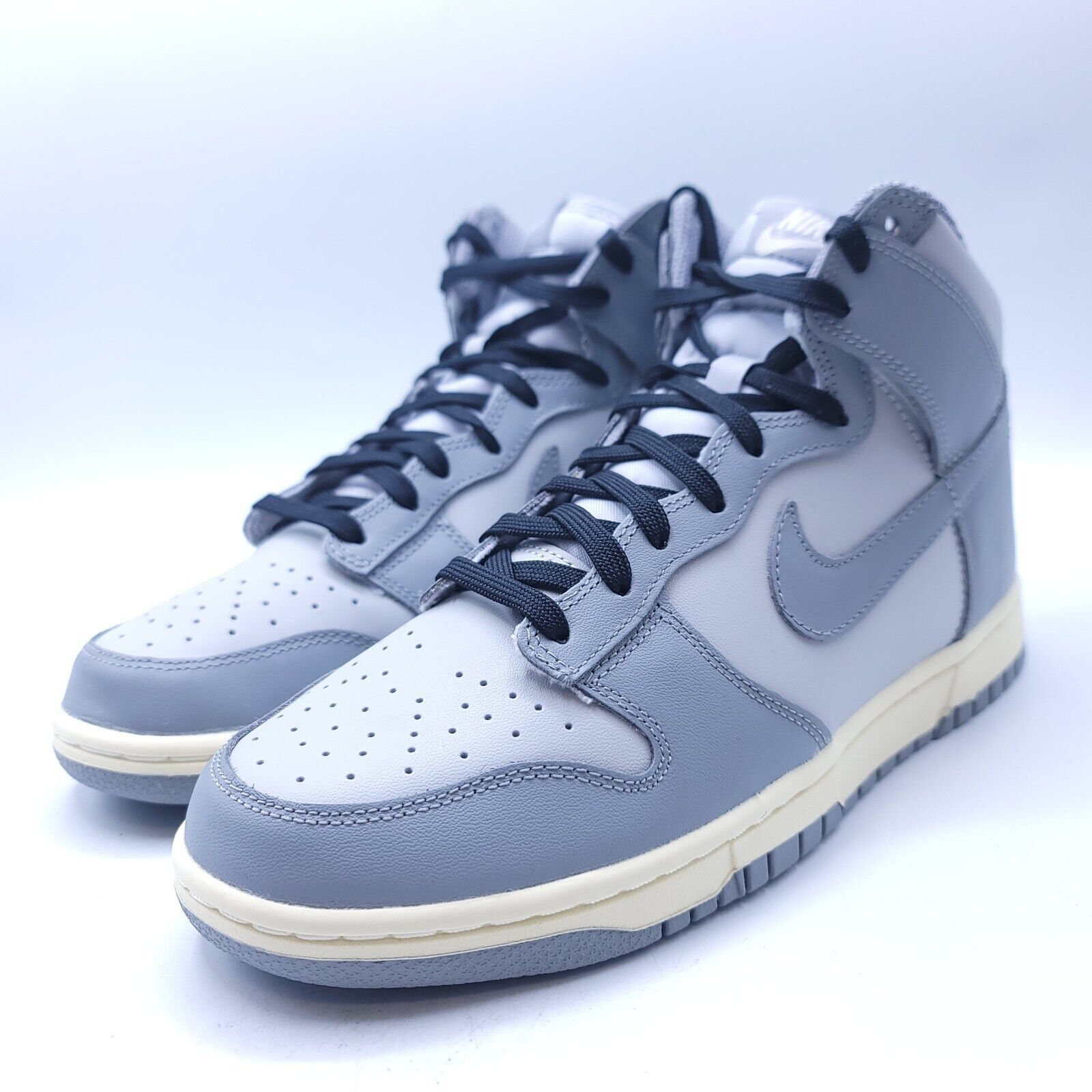 Nike Dunk High Basketball Shoe Womens Size DD1869-001