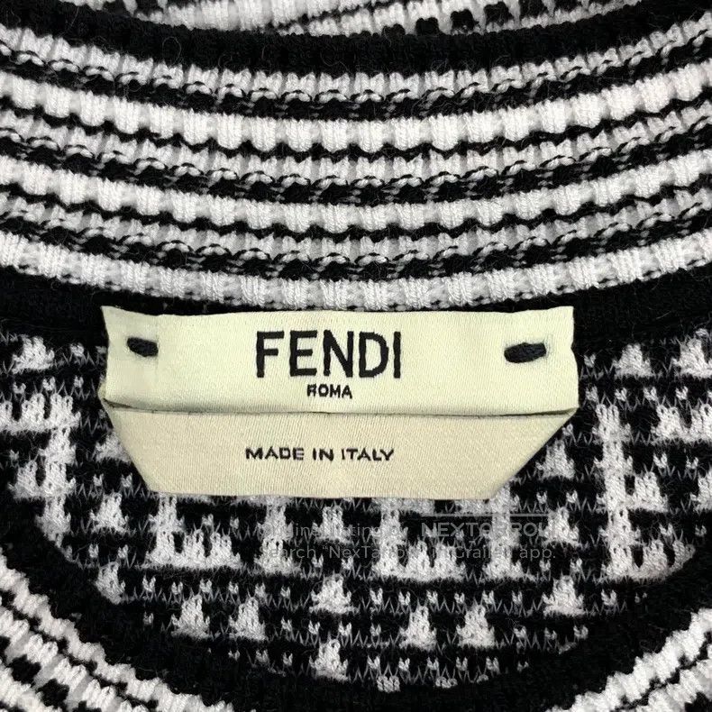 Fendi Fendi Color block logo letter all-over print round neck sh Size XS / US 0-2 / IT 36-38 - 5 Thumbnail