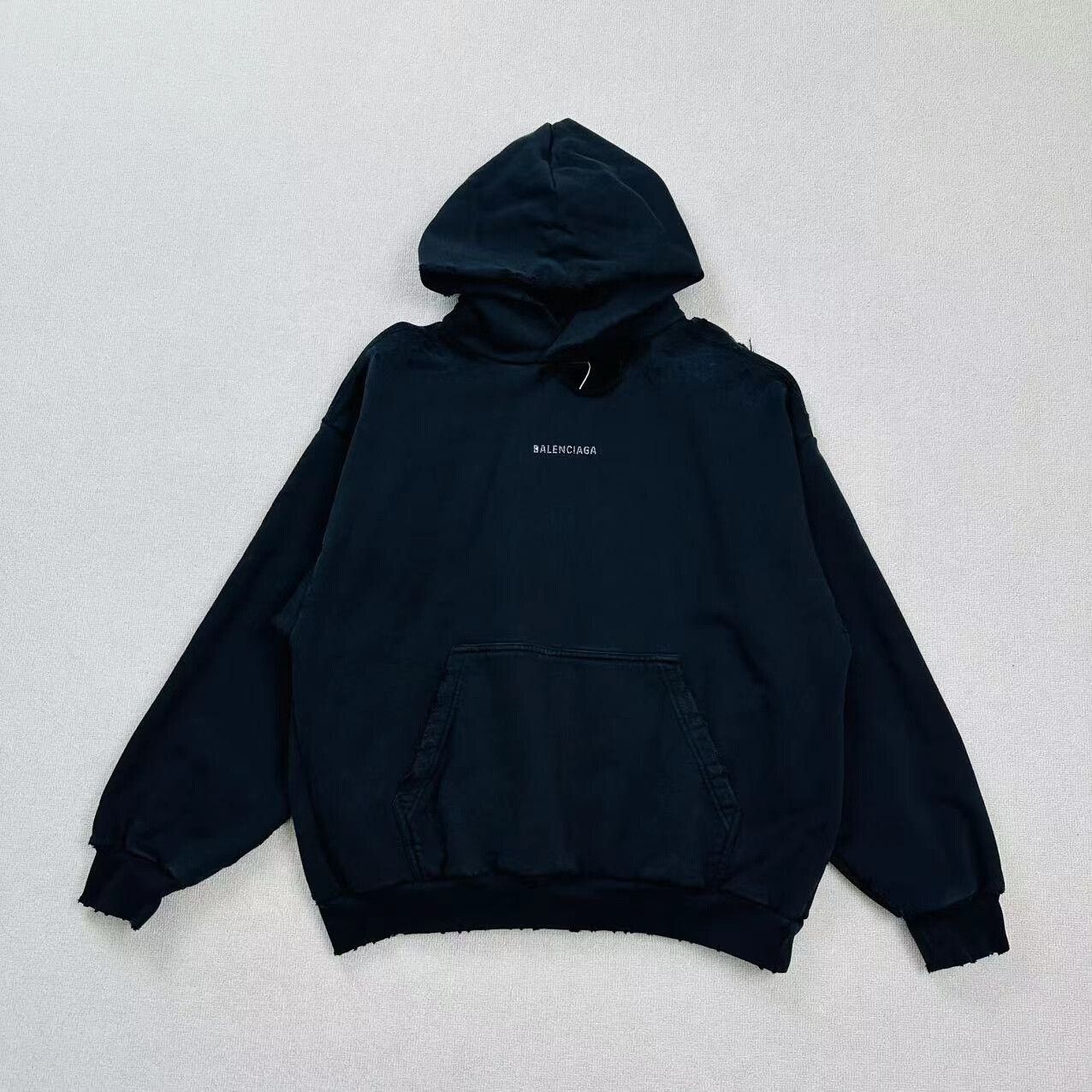 Balenciaga balenciaga distressed logo hoodie in size small Size US S / EU 44-46 / 1 - 1 Thumbnail