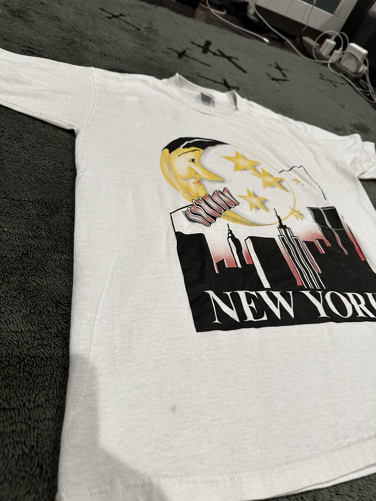 Jerzees × Russell Athletic × Vintage Vintage “New York” Moon Single Stitch Graphic T Size US L / EU 52-54 / 3 - 6 Thumbnail