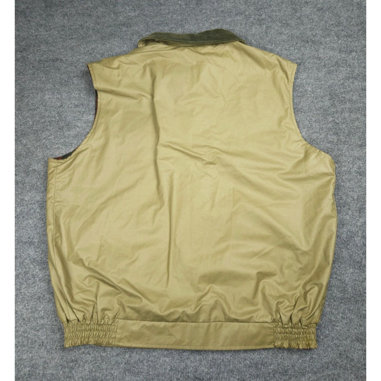 Vintage VINTAGE Woolrich Vest Mens L Beige Corduroy Collar Plaid Wool Lined Woolrich Woolen Mills Vest Military Hunting Men (~) Size US L / EU 52-54 / 3 - 5 Thumbnail