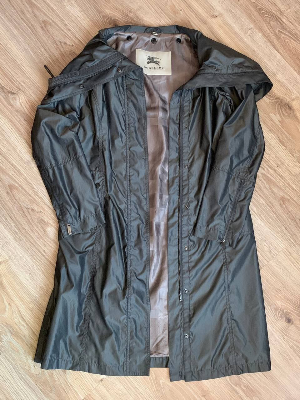 Burberry Burberry Coat Size M / US 6-8 / IT 42-44 - 2 Thumbnail