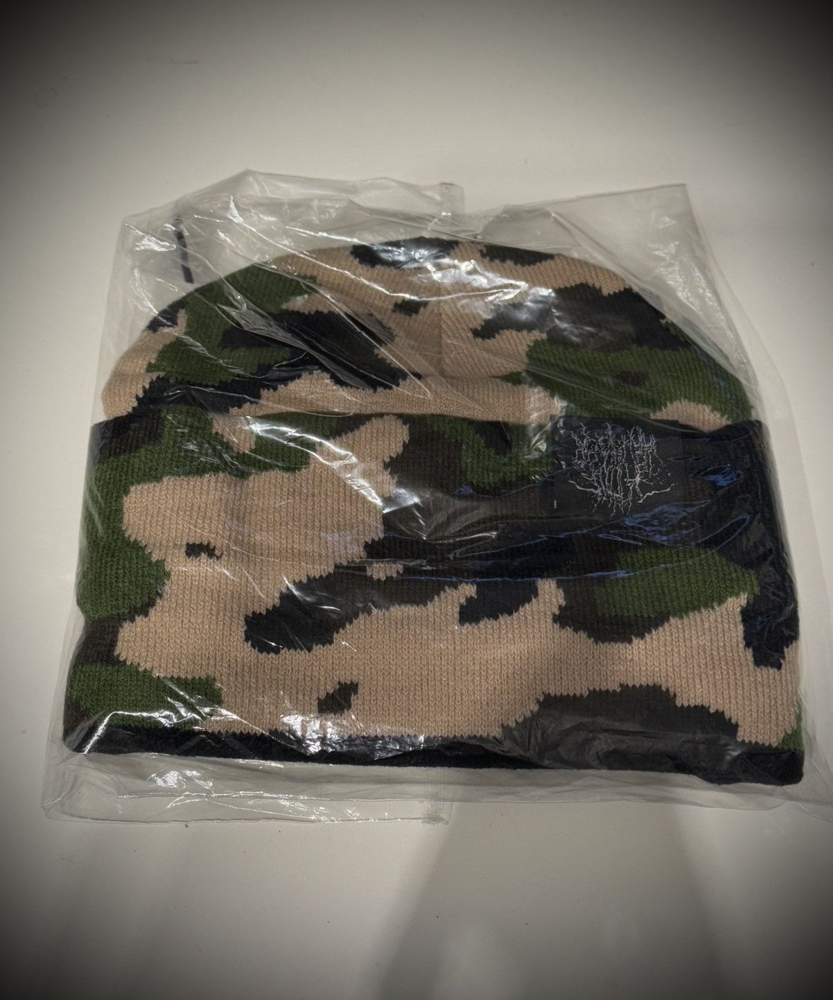 Kim Krueger Kim Krueger Camo Beanie Size ONE SIZE - 1 Preview