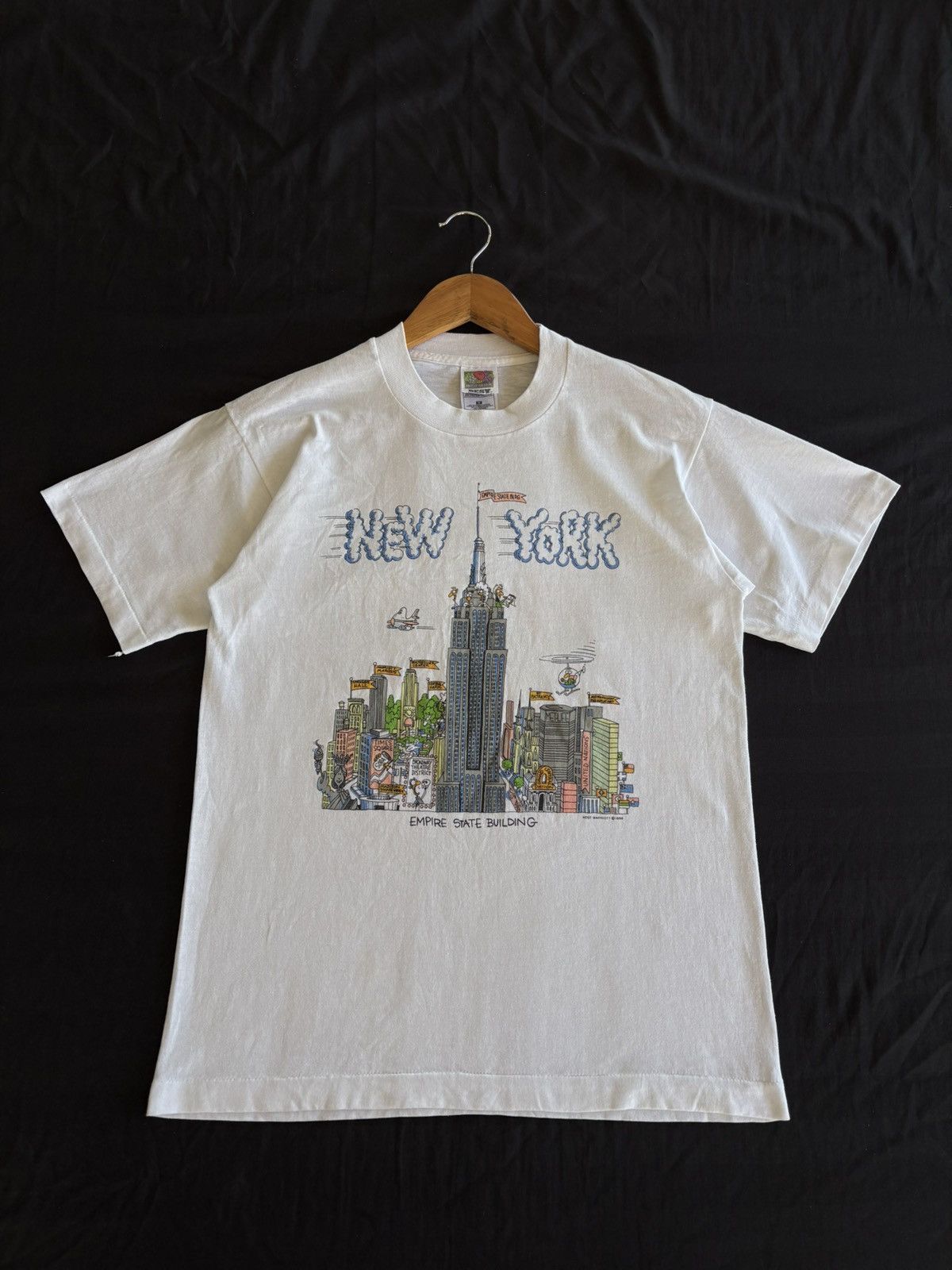 Vintage 96 Fruit of the Loom New York of Building Tee Shirt