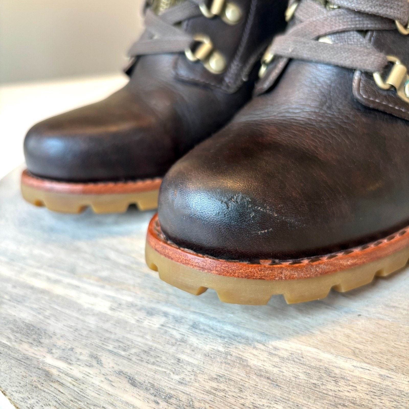 Ugg UGG Heeled Boots Leather Combat Zip Lined Women's Size 9 Size US 9 / IT 39 - 6 Thumbnail