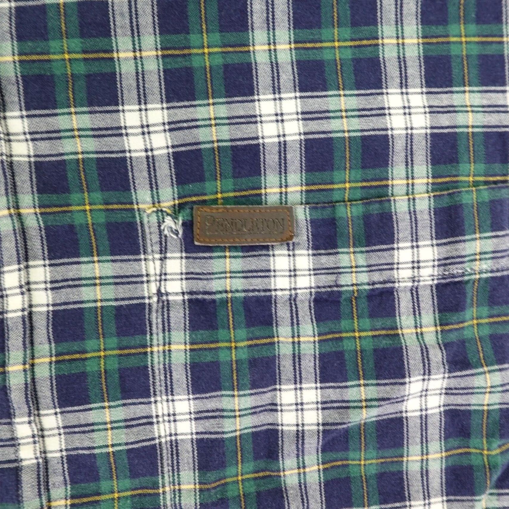 Pendleton VINTAGE Pendleton Men's Shirt XL Green Blue White Plaid Cotton Button-Up Casual Outdoor Size US XL / EU 56 / 4 - 3 Thumbnail