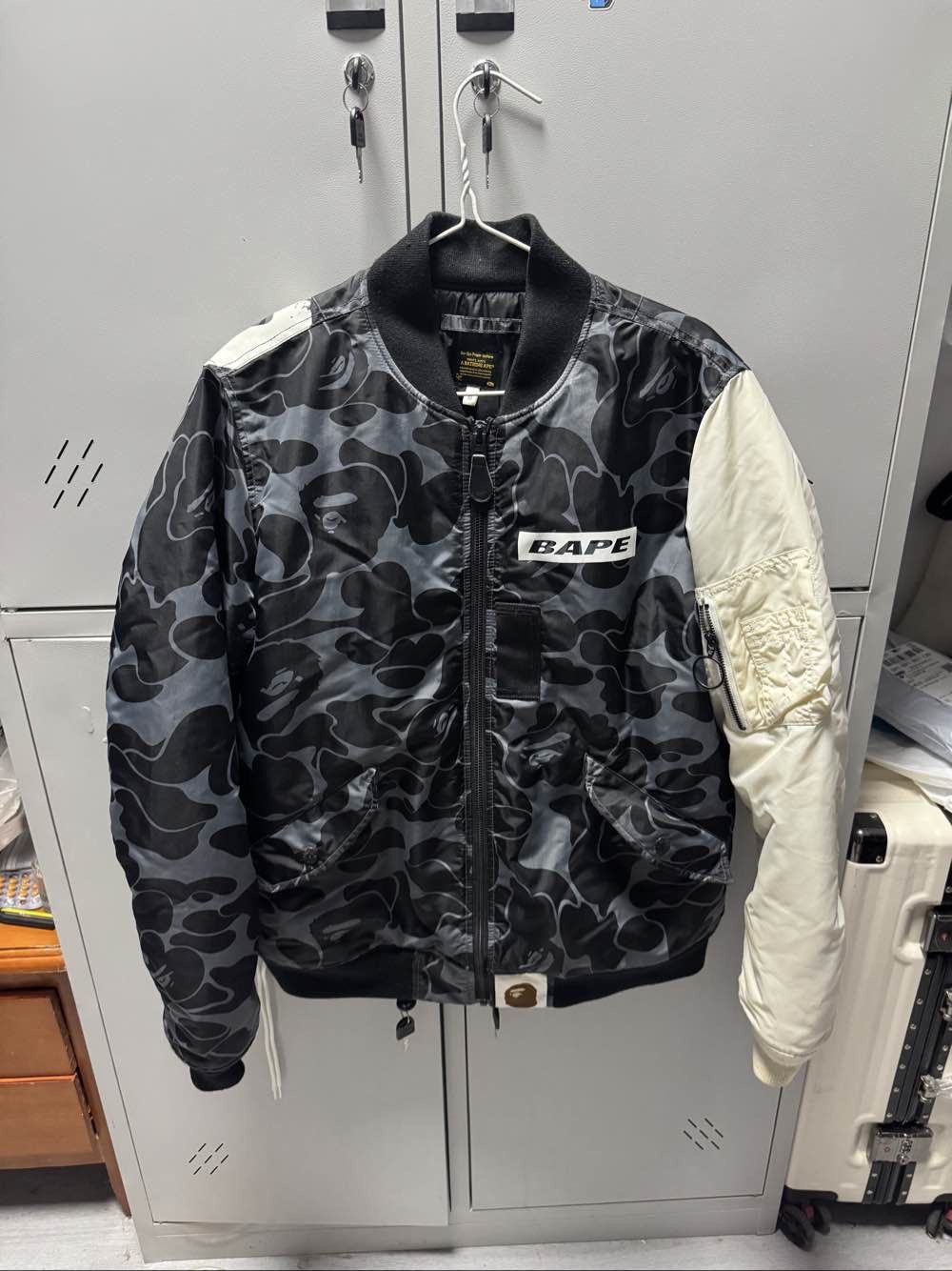 Bape A Bathing Ape Camo Bomber Jacket Size M Size US M / EU 48-50 / 2 - 1 Thumbnail