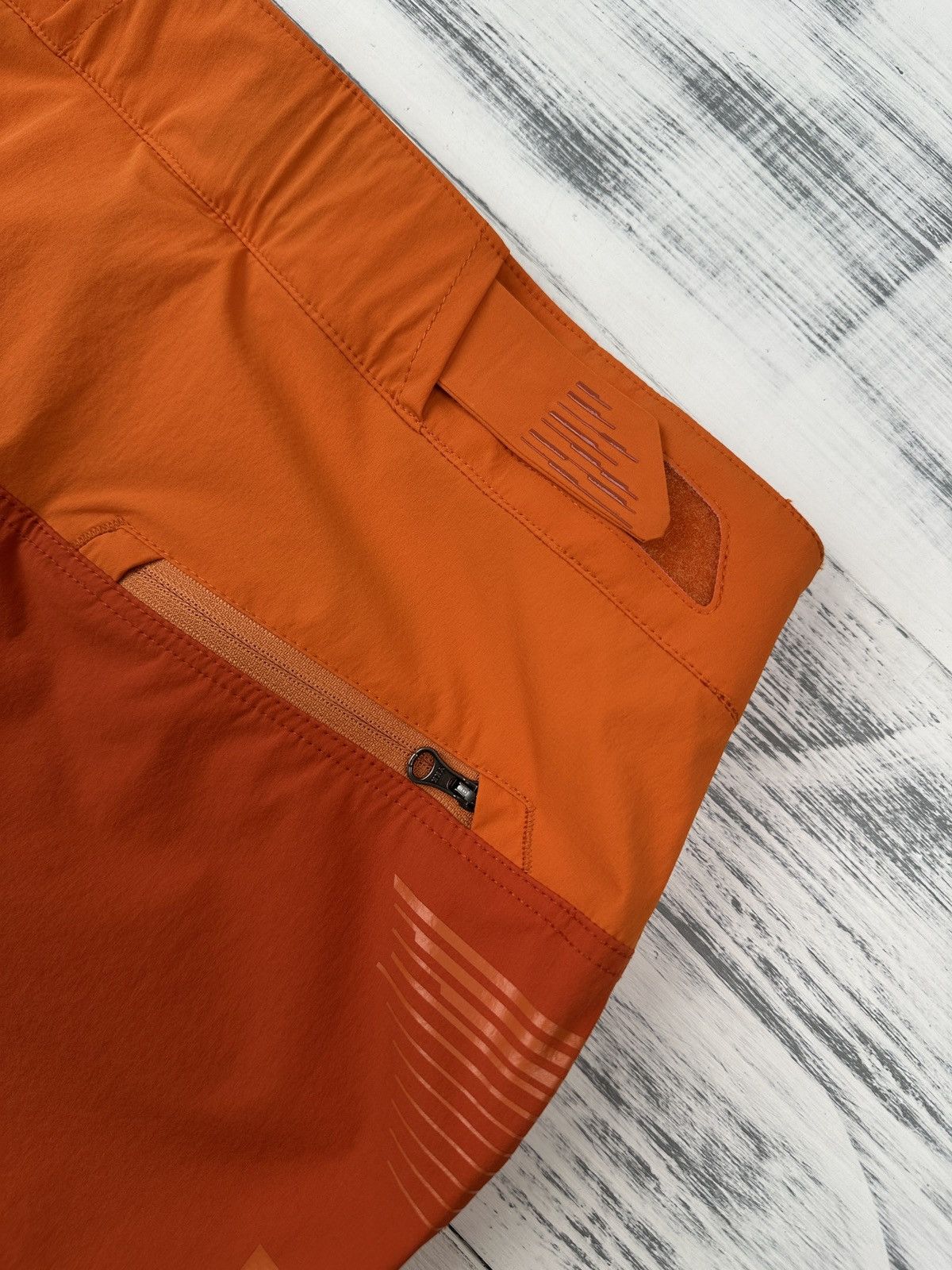 Other ENDURA Men’s SingleTrack Lite MTB Trail Shorts Orange size S Size US 30 / EU 46 - 9 Thumbnail