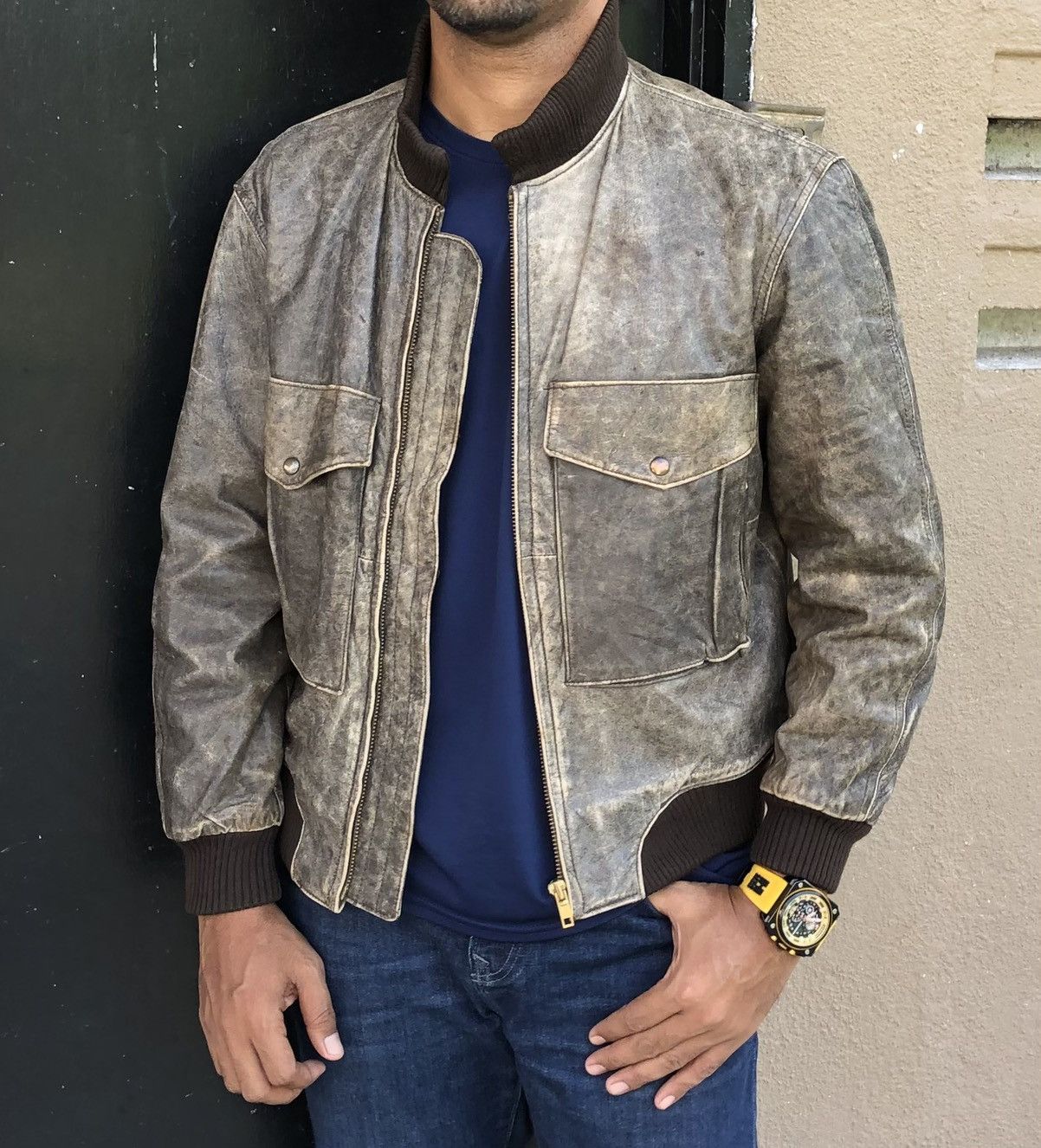 Vintage Vintage Sun Faded Cow Leather A-2 Bomber Jacket Size US M / EU 48-50 / 2 - 3 Thumbnail