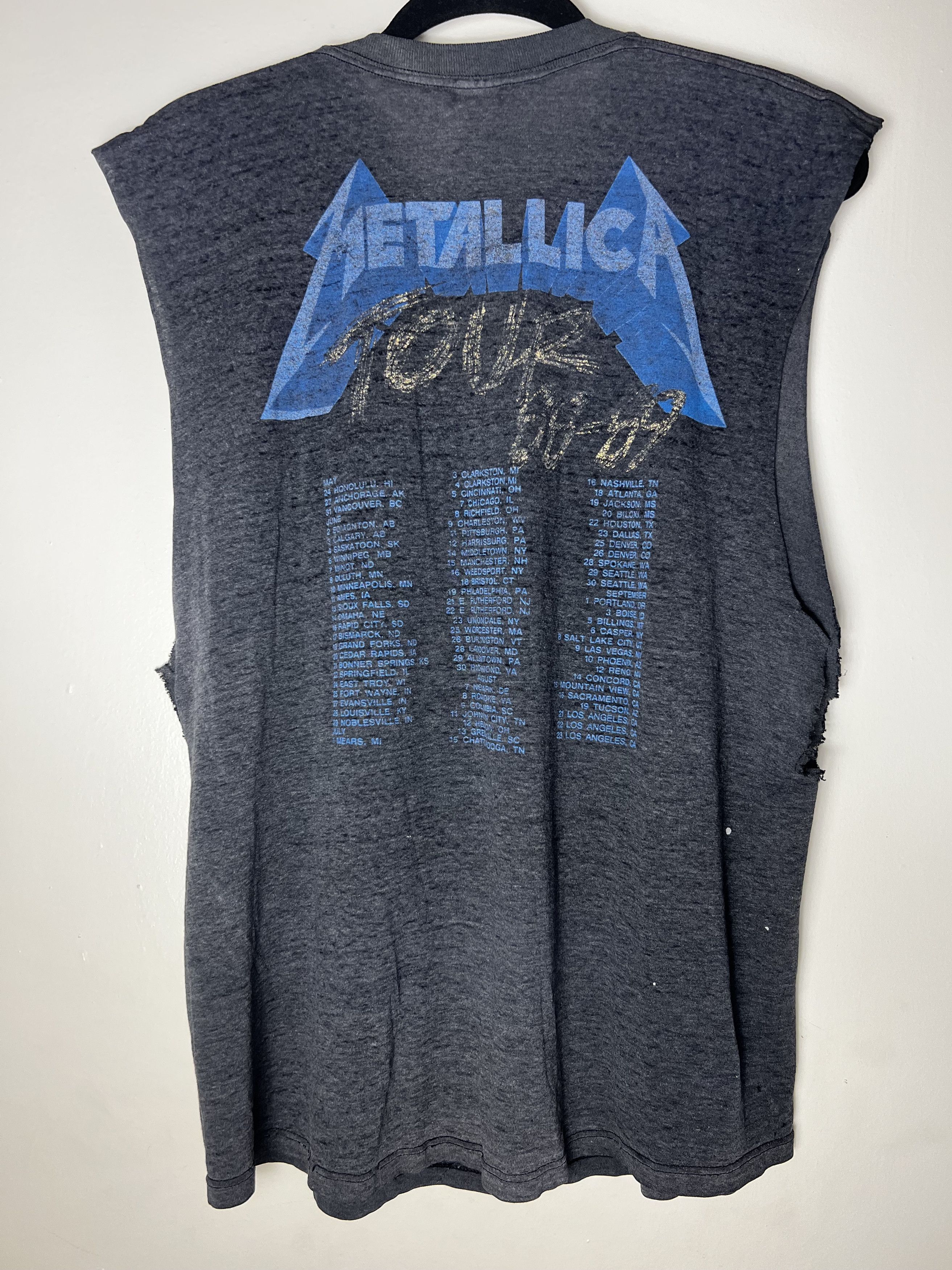 Vintage Vintage 80's Metallica "And Jusice For All" Tour Cutoff Tee Size US L / EU 52-54 / 3 - 6 Thumbnail
