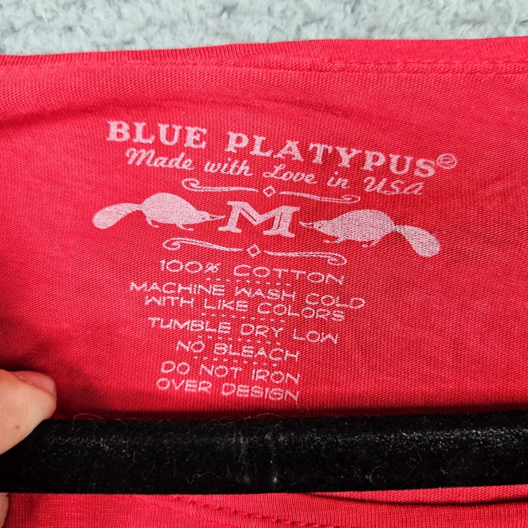 Vintage Blue Platypus T-Shirt Women M Red Solid Cotton Graphic Printed Tee Short Sleeve Casual Size M / US 6-8 / IT 42-44 - 7 Thumbnail