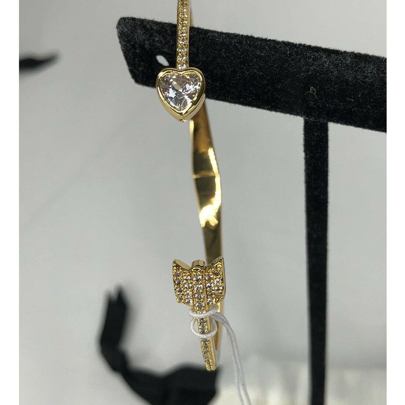 Kate Spade Kate Spade Open Hinged Cuff Heart Arrow Bracelet Size ONE SIZE - 9 Thumbnail