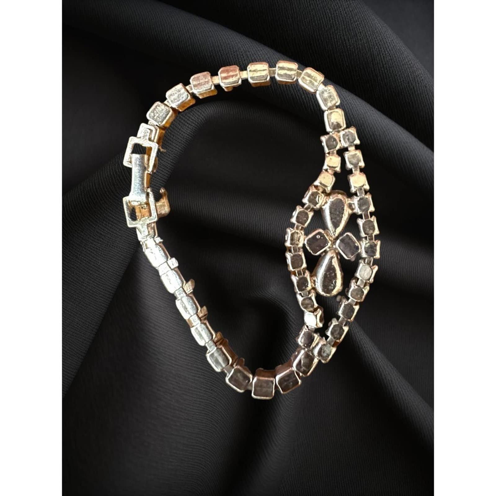 Vintage Vintage Rhinestone Necklace and Bracelet Set Size ONE SIZE - 6 Thumbnail