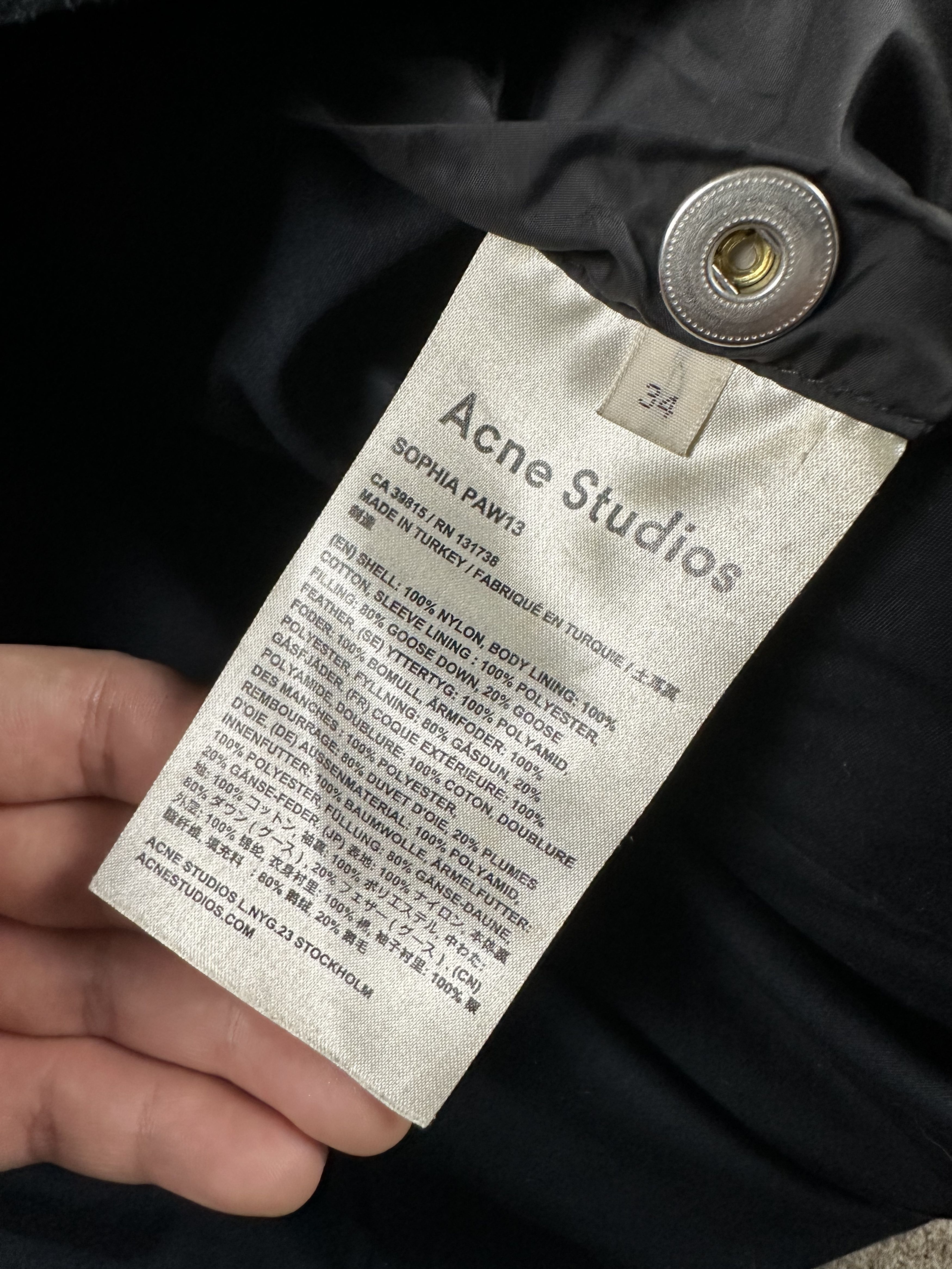 Acne Studios Acne Studios Down Puffer Sophia PAW13 Boxy Jacket Size XS / US 0-2 / IT 36-38 - 6 Thumbnail