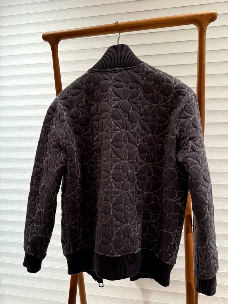 Louis Vuitton Dedicate cotton-padded clothes jacket 2502-Ne