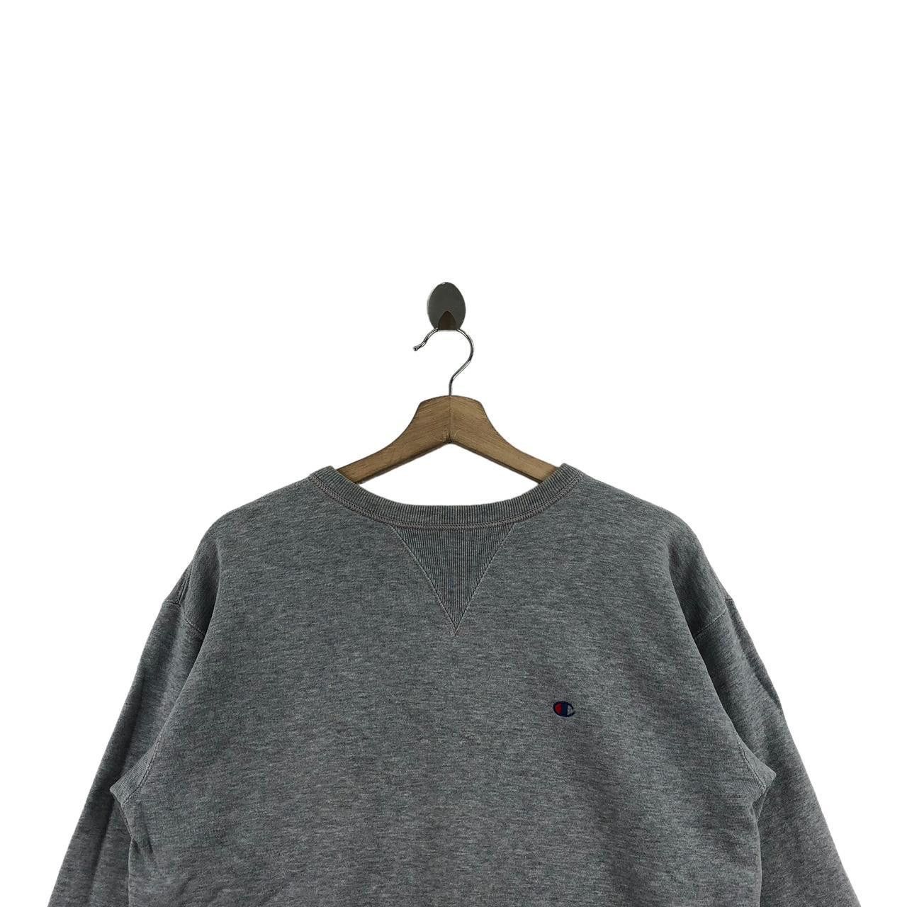 Champion Vintage CHAMPION PRODUCTS USA Small Logo Crewneck Sweatshirt Size S / US 4 / IT 40 - 3 Thumbnail