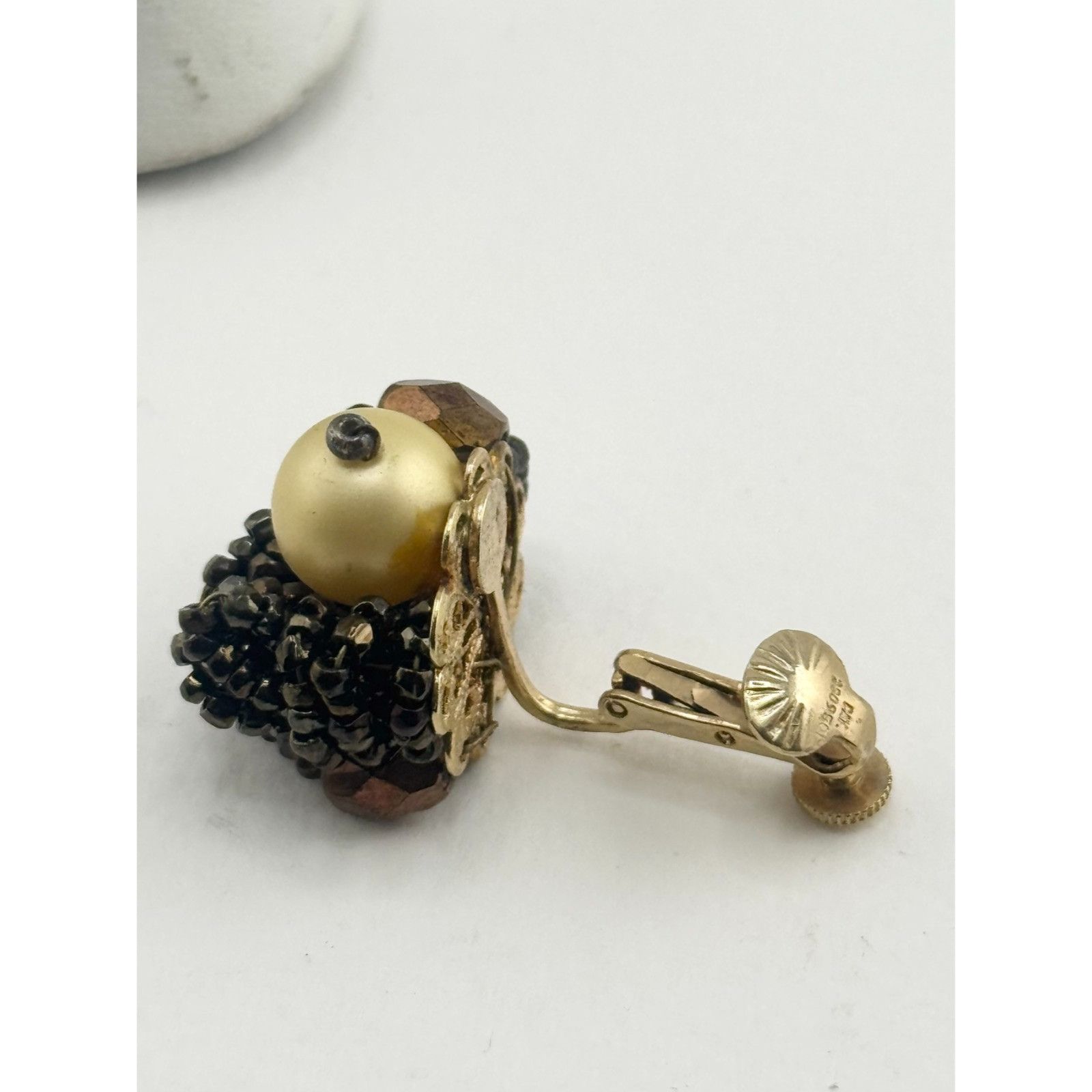 Vintage Vendome beaded pearl clip on earrings Size ONE SIZE - 4 Thumbnail