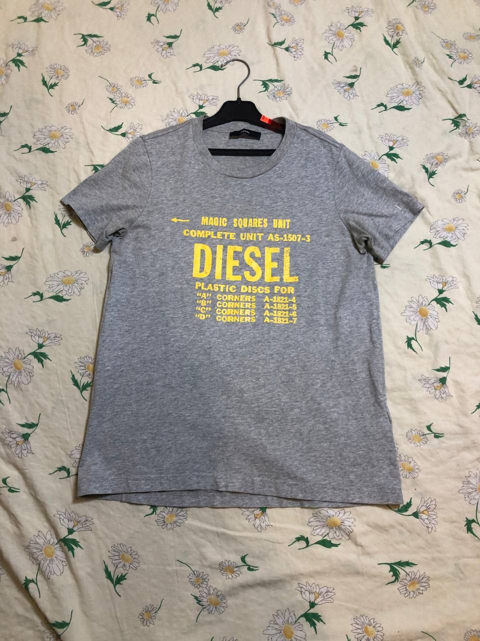 Diesel VINTAGE Y2K DIESEL BIG LOGO AVANTGARDE TEE ARCHIVE STYLE Size US M / EU 48-50 / 2 - 1 Thumbnail