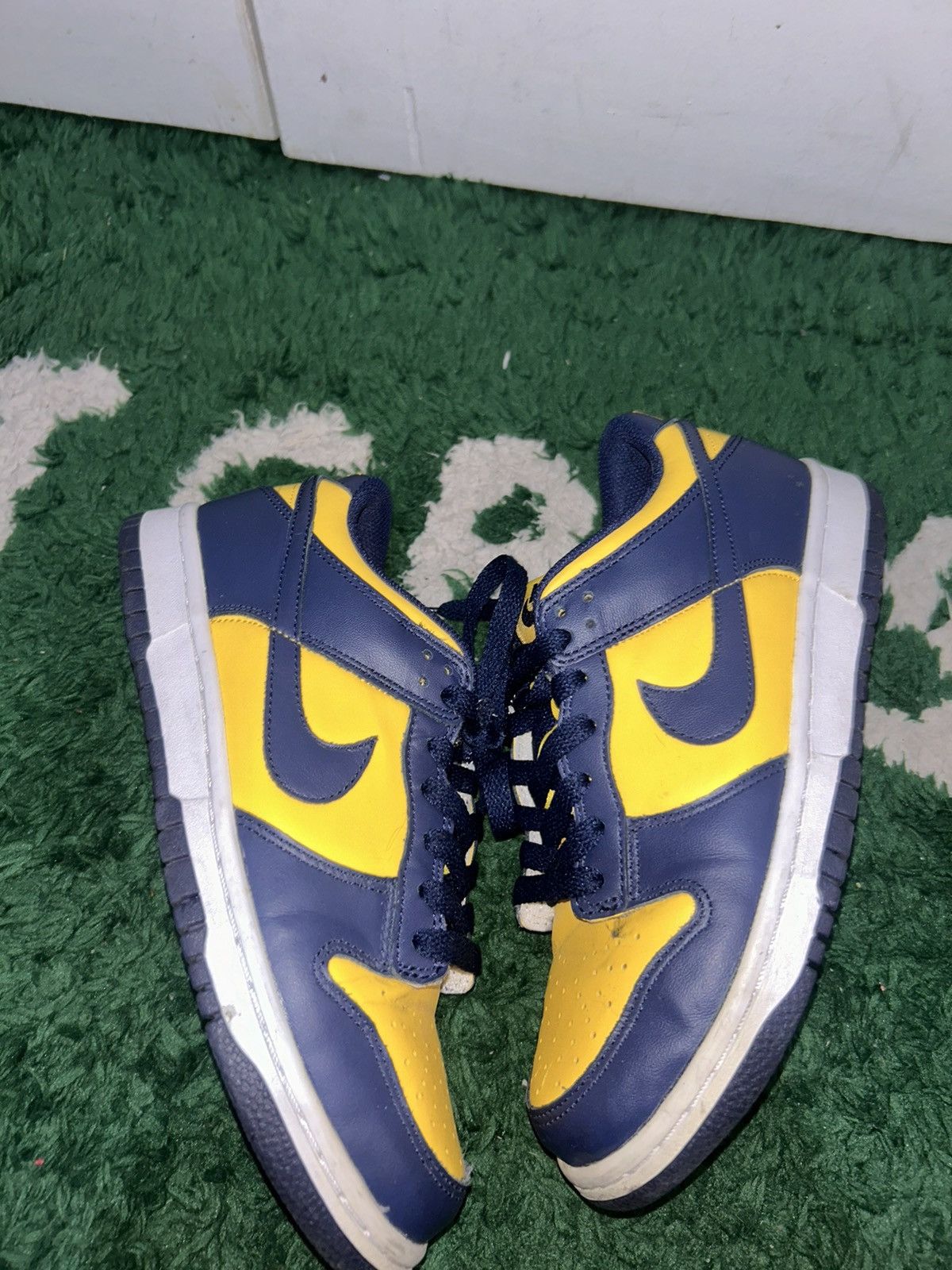Nike Size 6 - Nike Dunk Low Michigan 2021 Preowned No Box Size US 6 / EU 39 - 2 Thumbnail