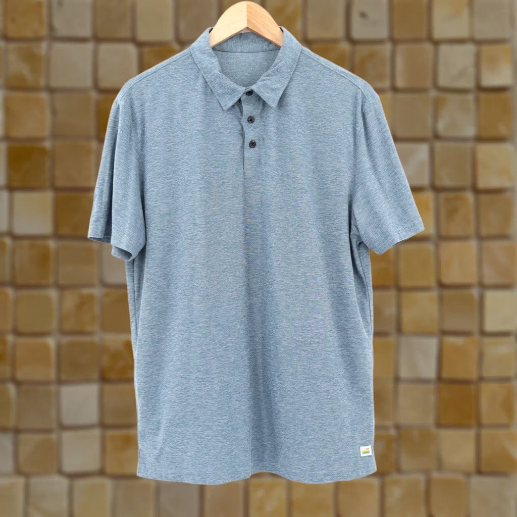 Vuori Vuori Polo Shirt Mens L Blue Strato Tech Pullover Collared Logo 21" Pit to Pit 27.5" Shoulders Vintage No Size US L / EU 52-54 / 3 - 1 Thumbnail
